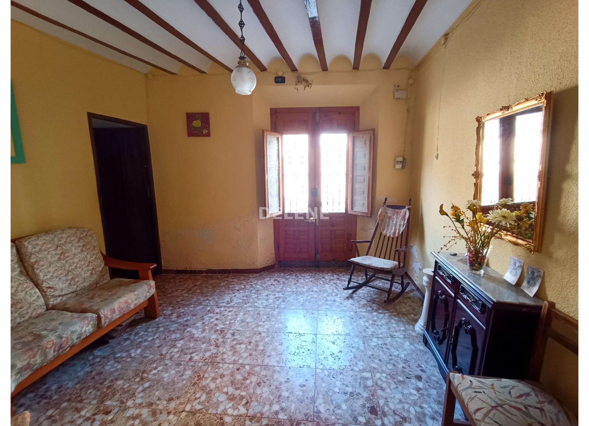 2826 CASA CON TERRAZA DE 60M2, ZONA SAN ROQUE