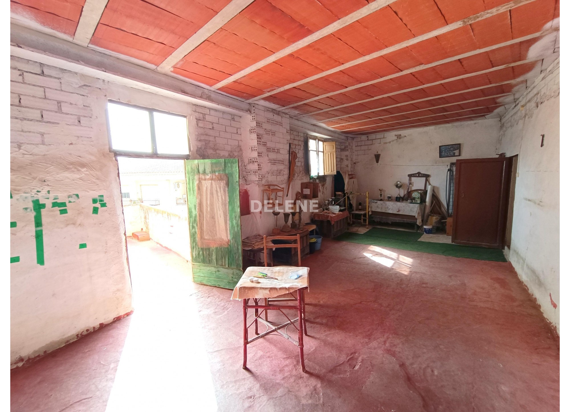 2826 CASA CON TERRAZA DE 60M2, ZONA SAN ROQUE