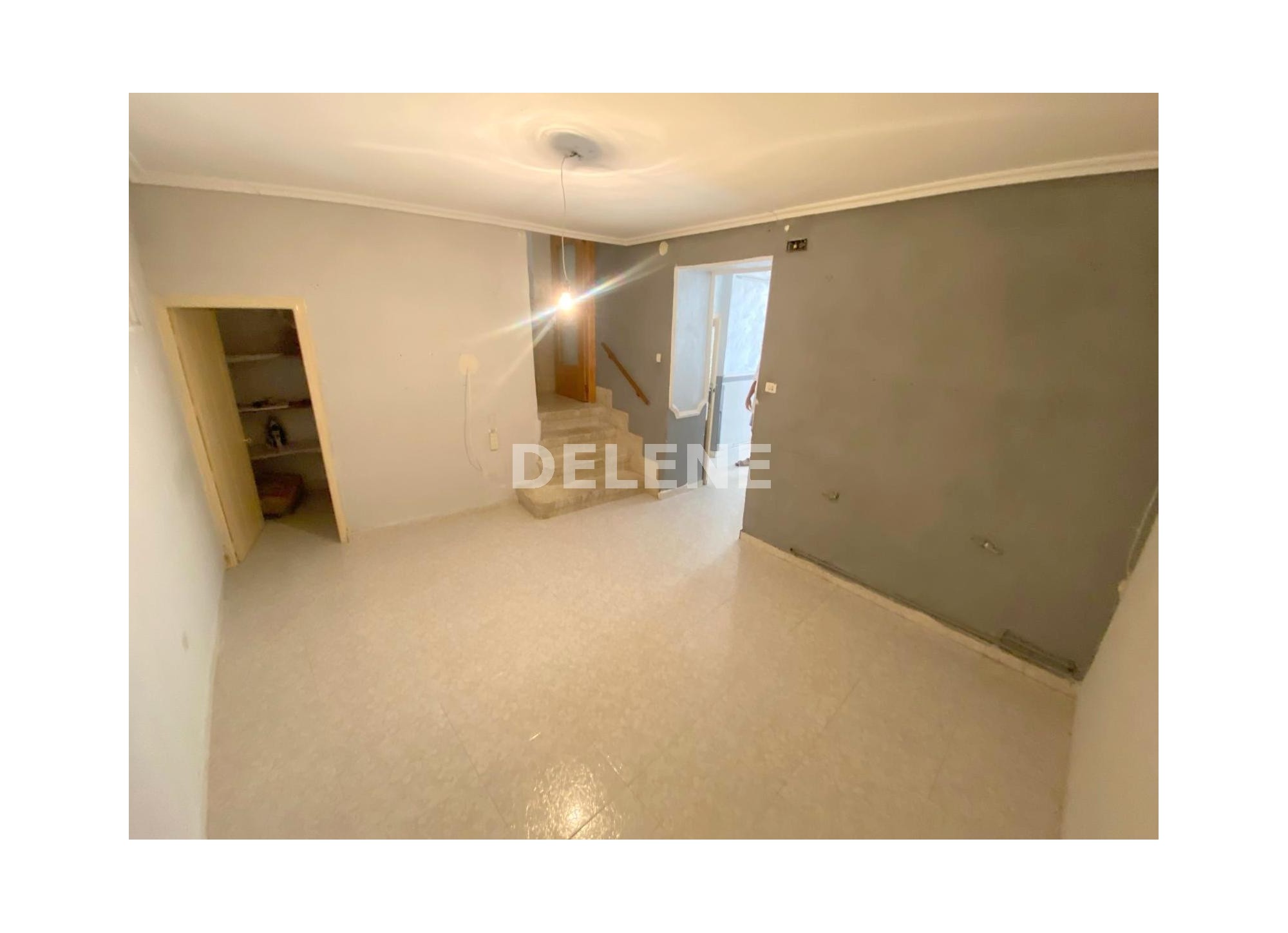 2827 CASA CON TERRAZA EN SAN ROQUE