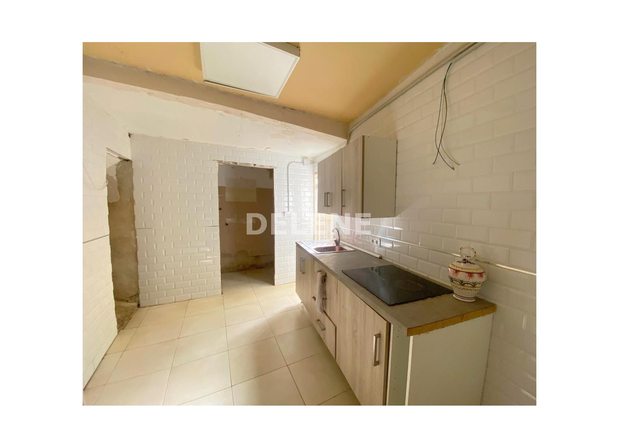 2827 CASA CON TERRAZA EN SAN ROQUE