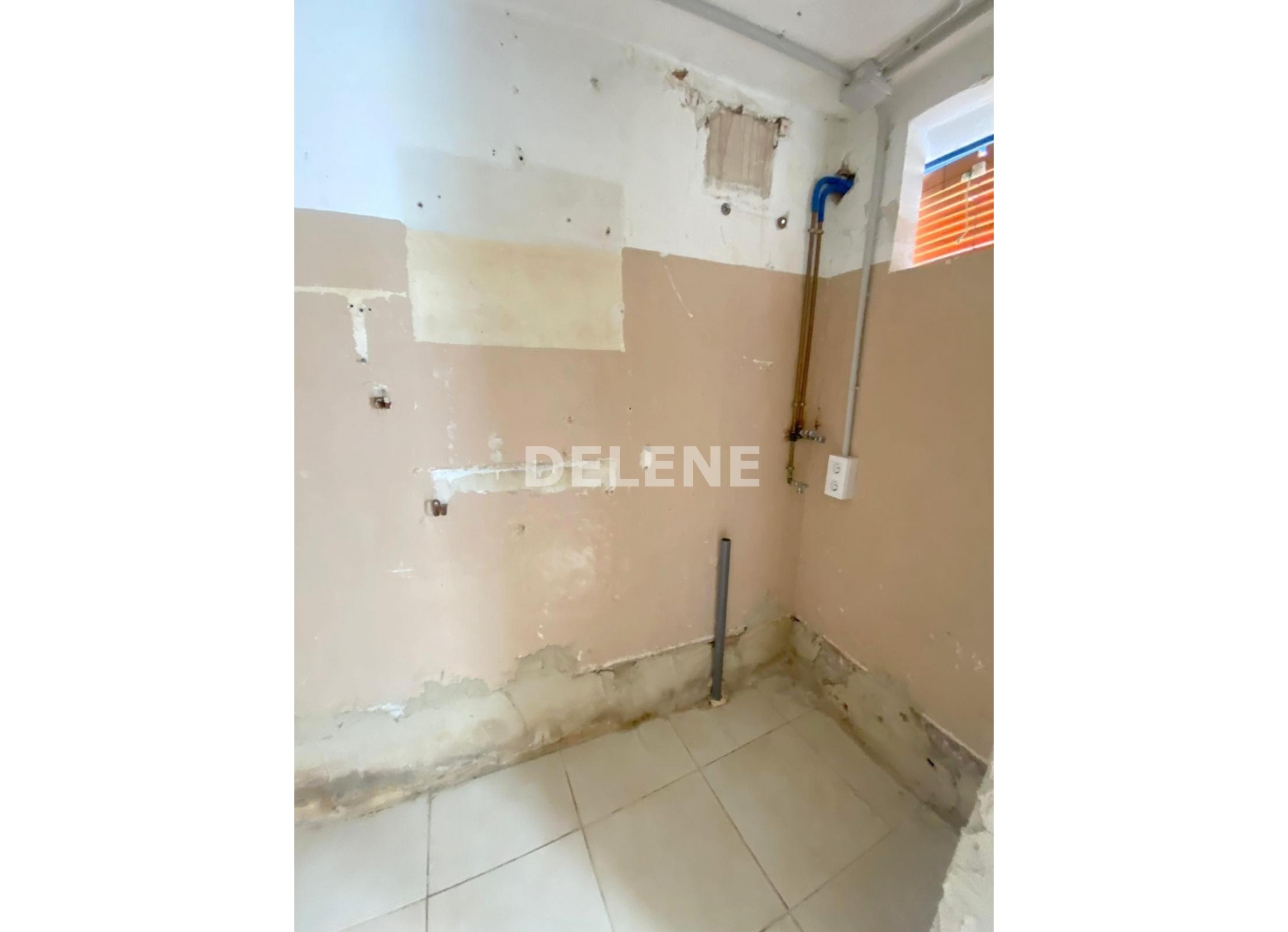 2827 CASA CON TERRAZA EN SAN ROQUE