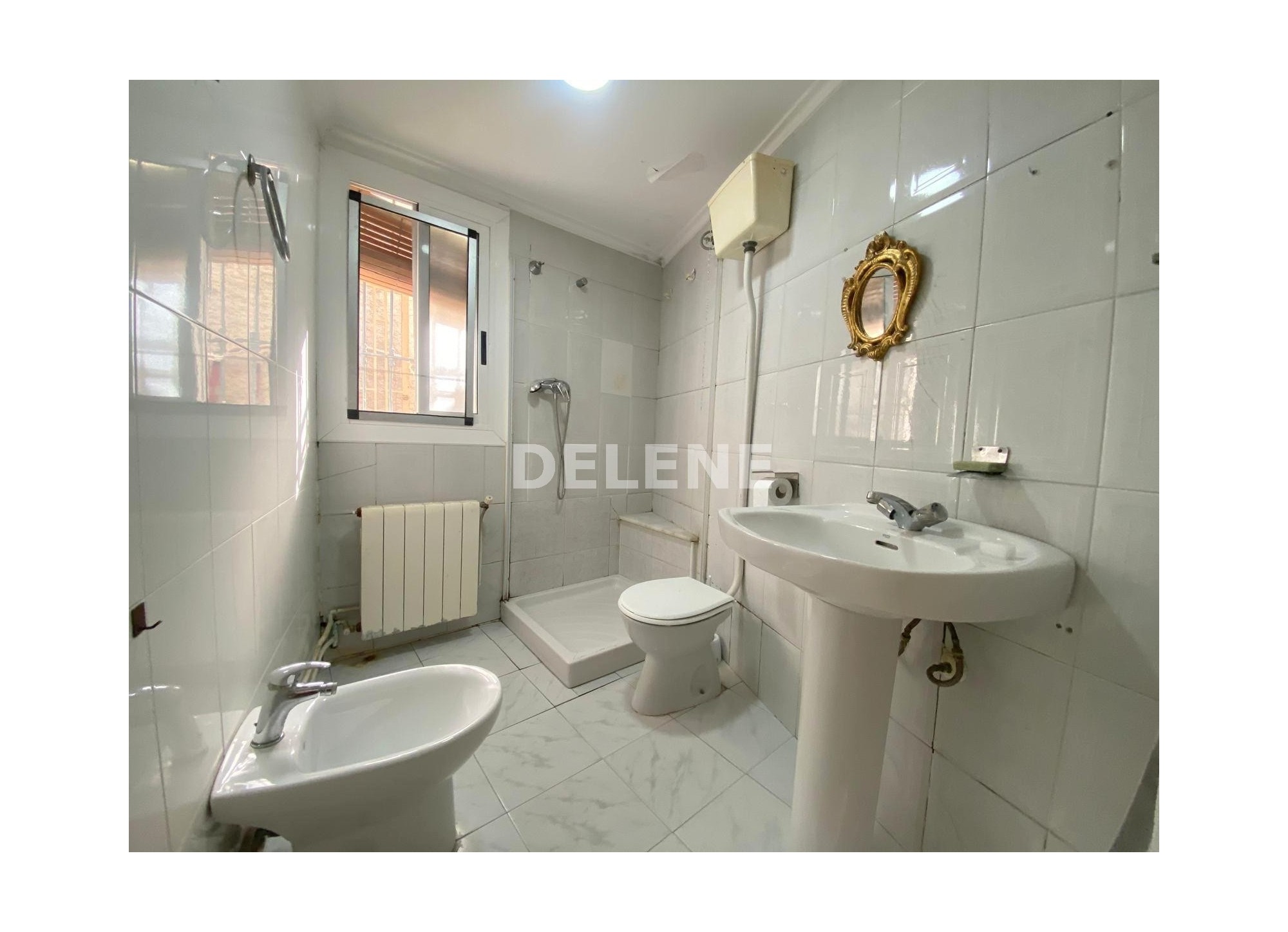 2827 CASA CON TERRAZA EN SAN ROQUE