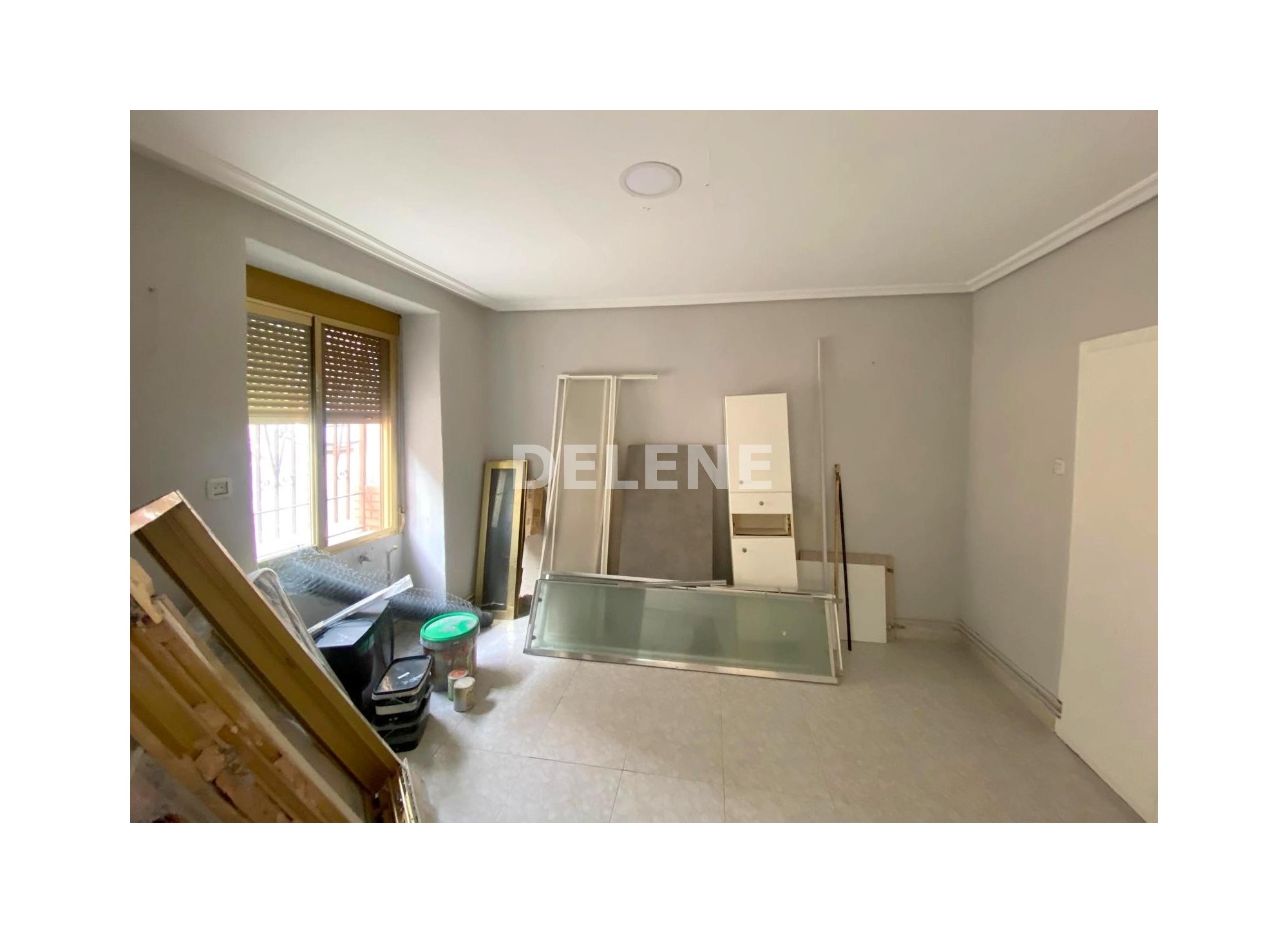 2827 CASA CON TERRAZA EN SAN ROQUE