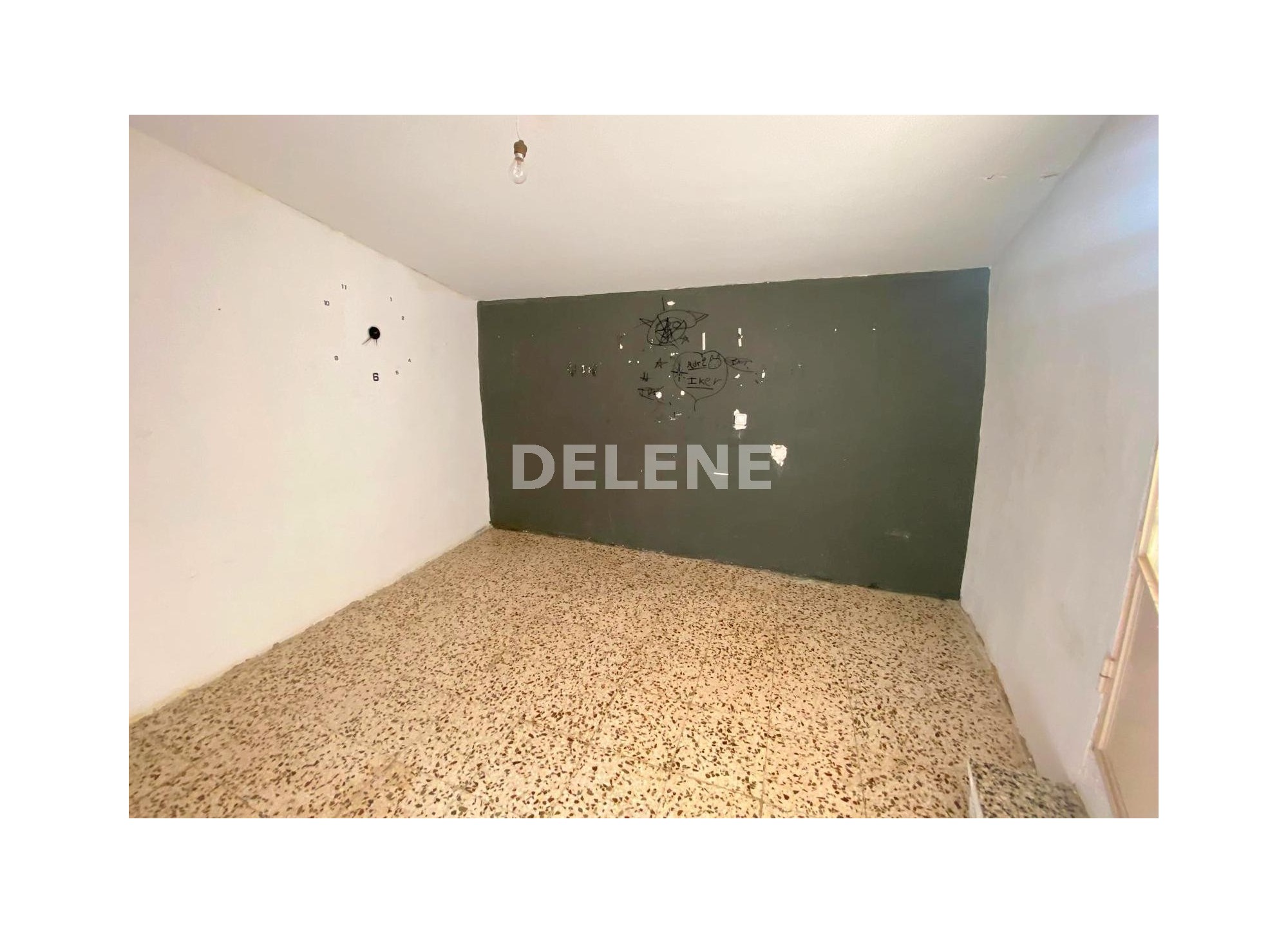 2827 CASA CON TERRAZA EN SAN ROQUE