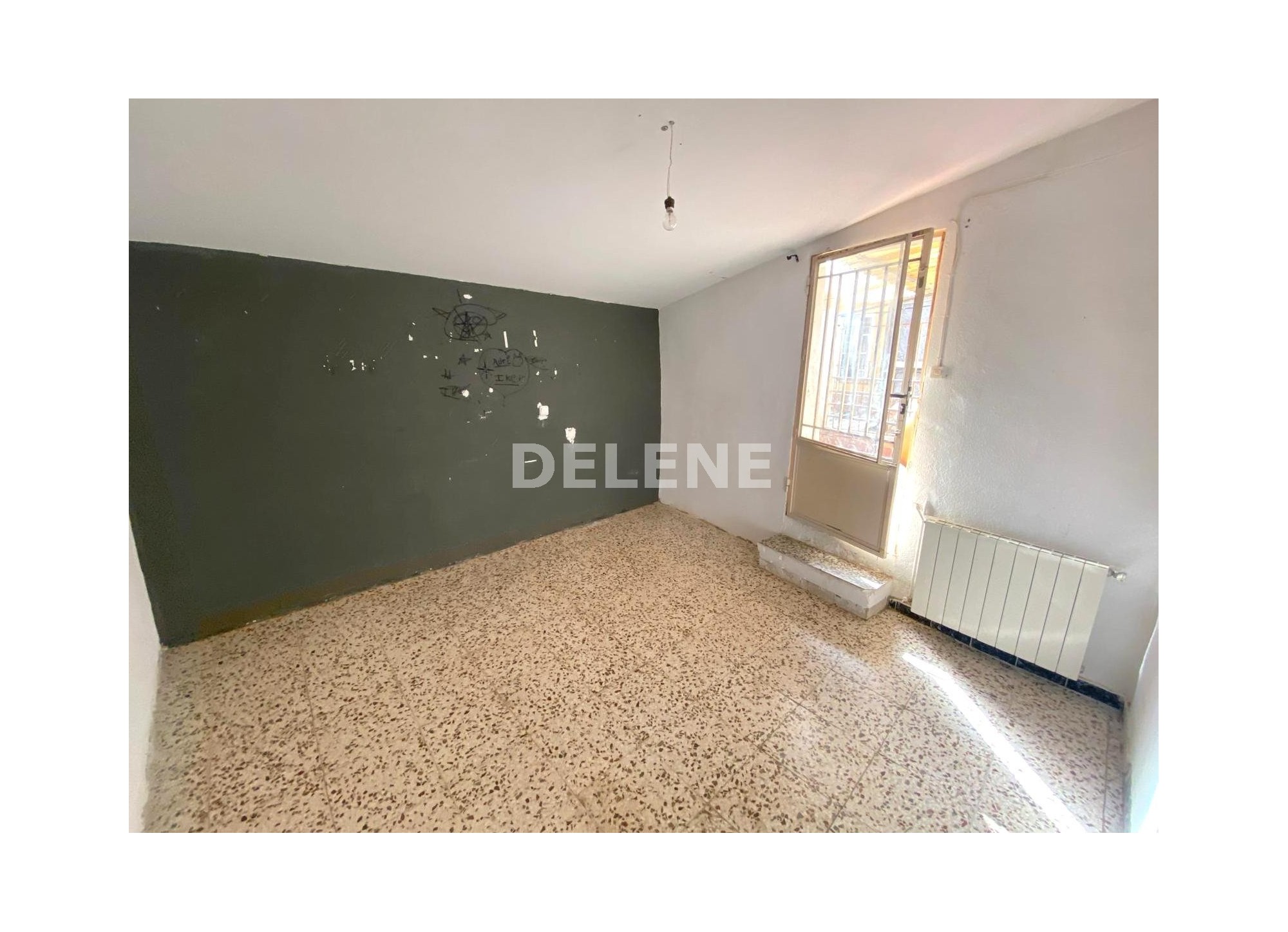 2827 CASA CON TERRAZA EN SAN ROQUE