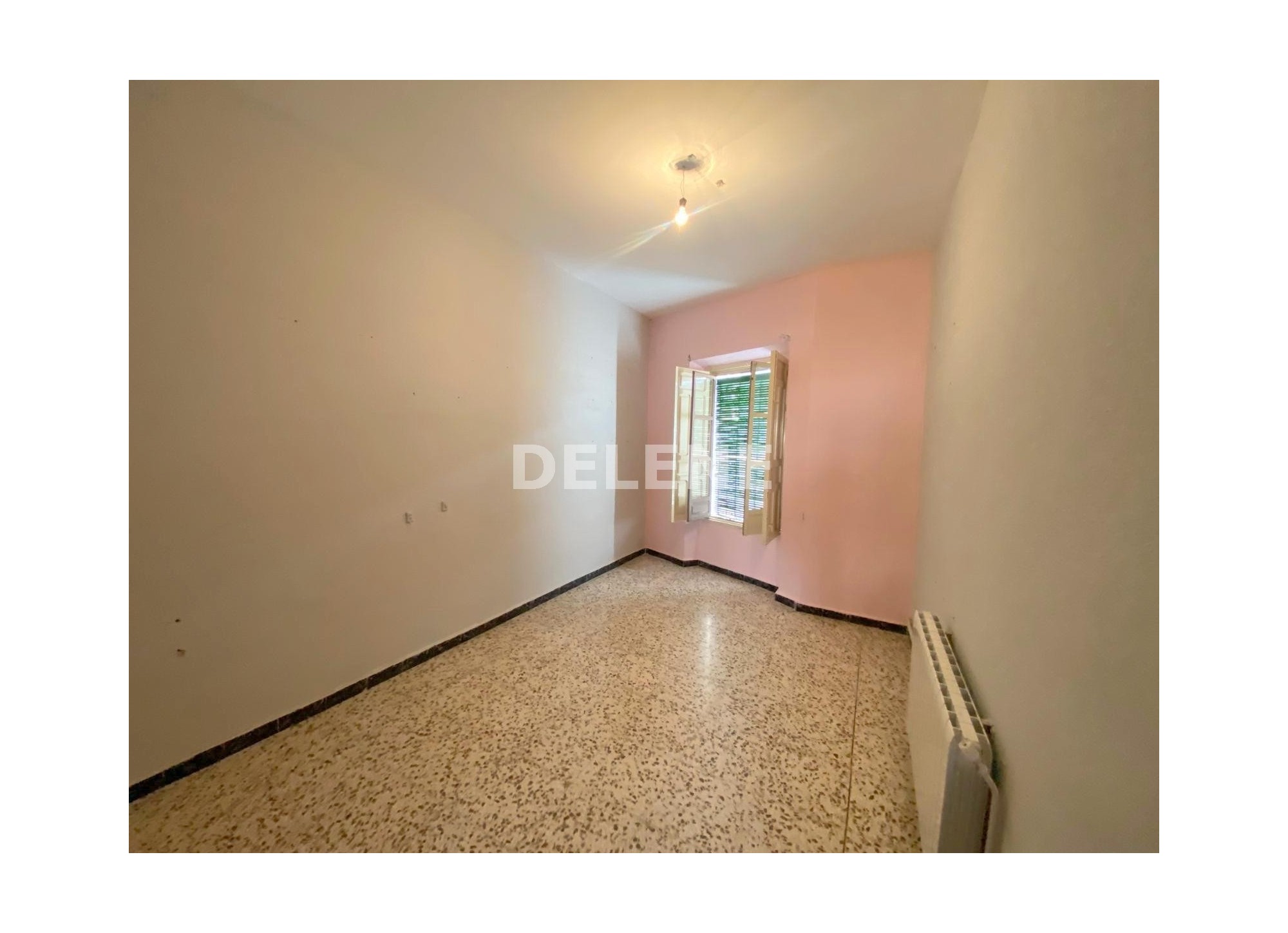 2827 CASA CON TERRAZA EN SAN ROQUE