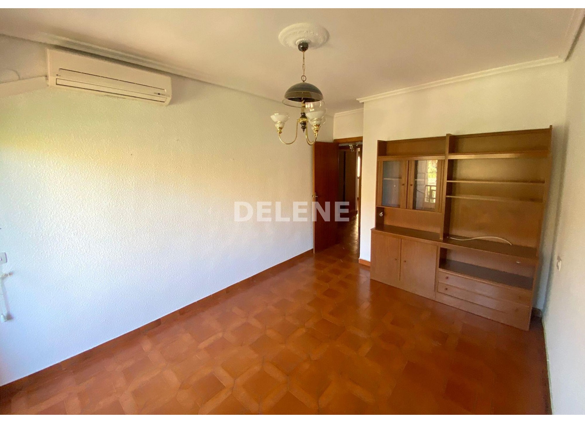 2828 PISO CON GARAJE Y TRASTERO, JARDIN DE LA GLORIETA