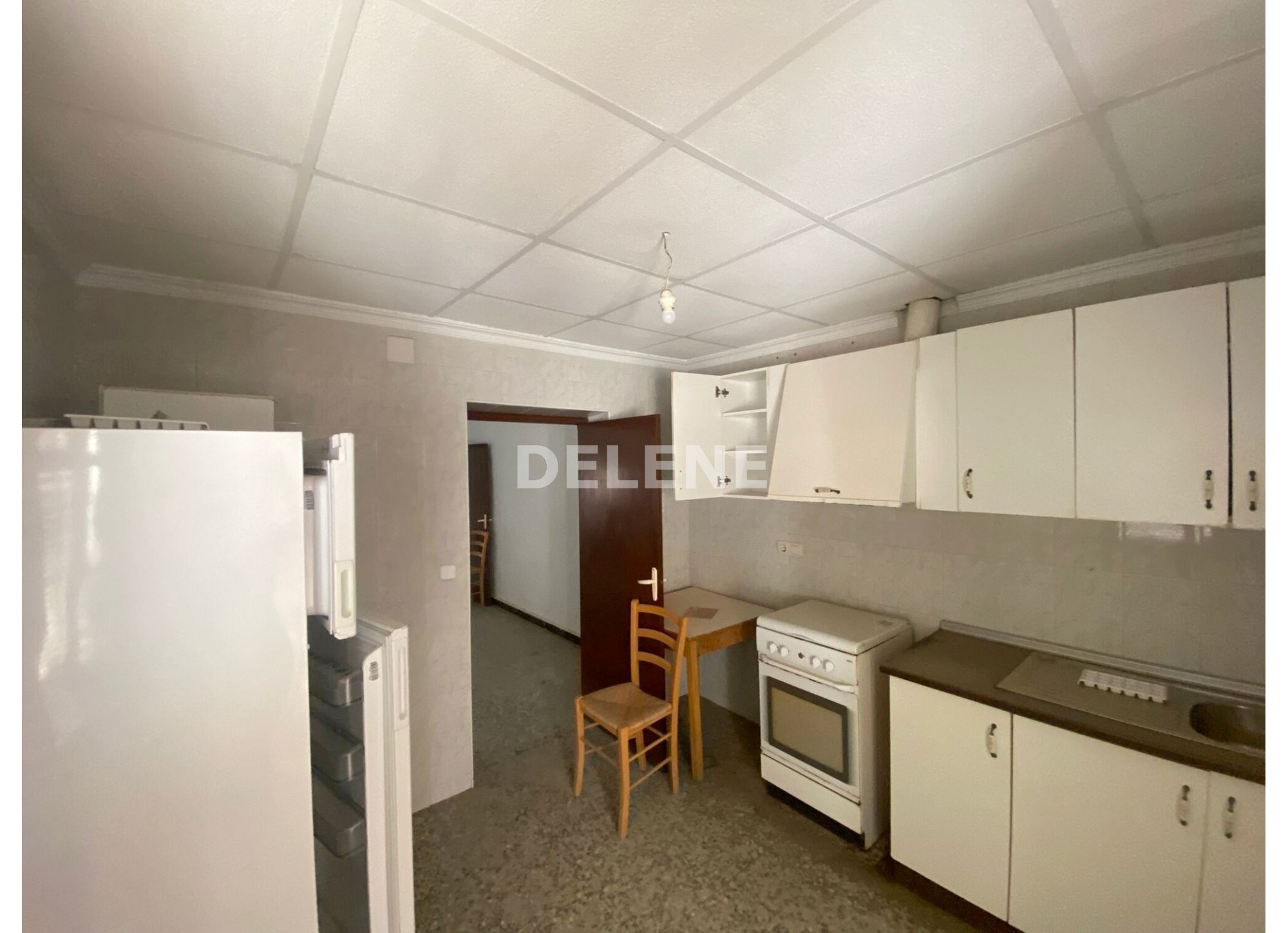 2832 PISO PRÓXIMO A COLEGIO ISABEL LA CATÓLICA