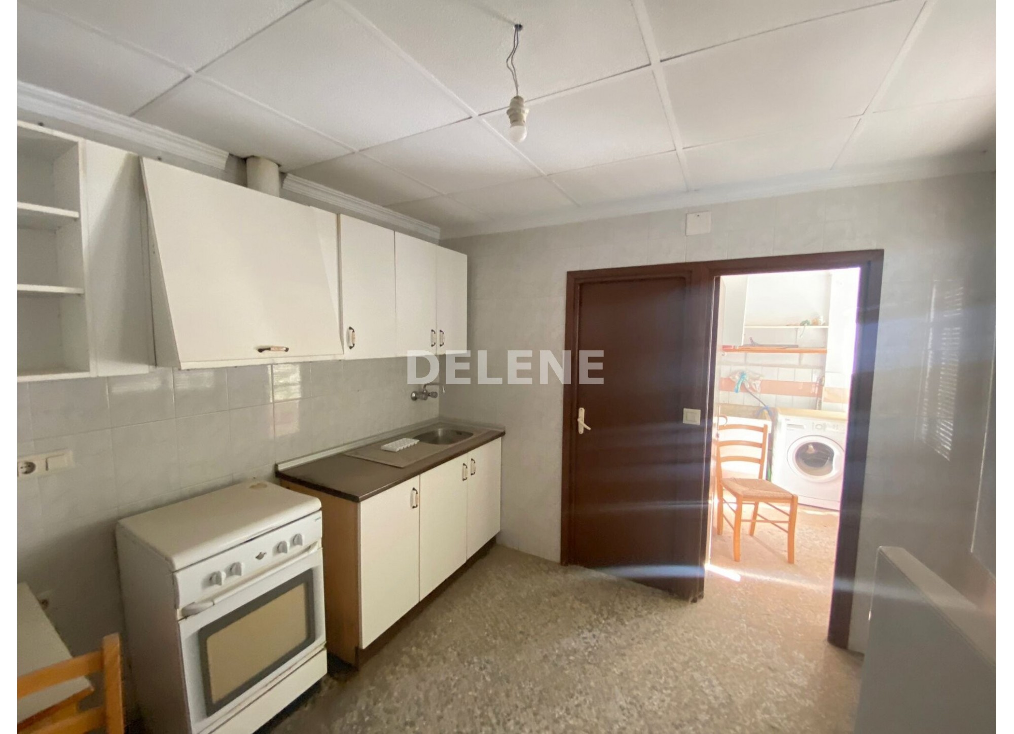 2832 PISO PRÓXIMO A COLEGIO ISABEL LA CATÓLICA