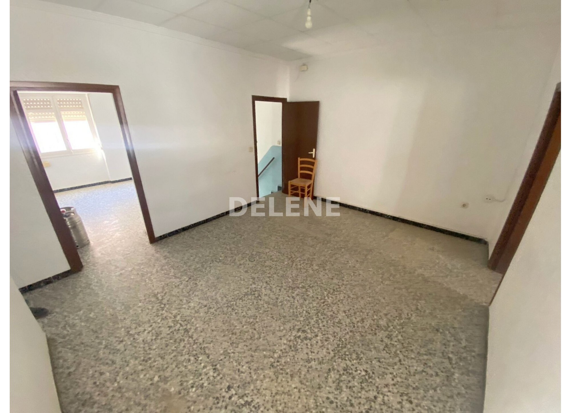 2832 PISO PRÓXIMO A COLEGIO ISABEL LA CATÓLICA