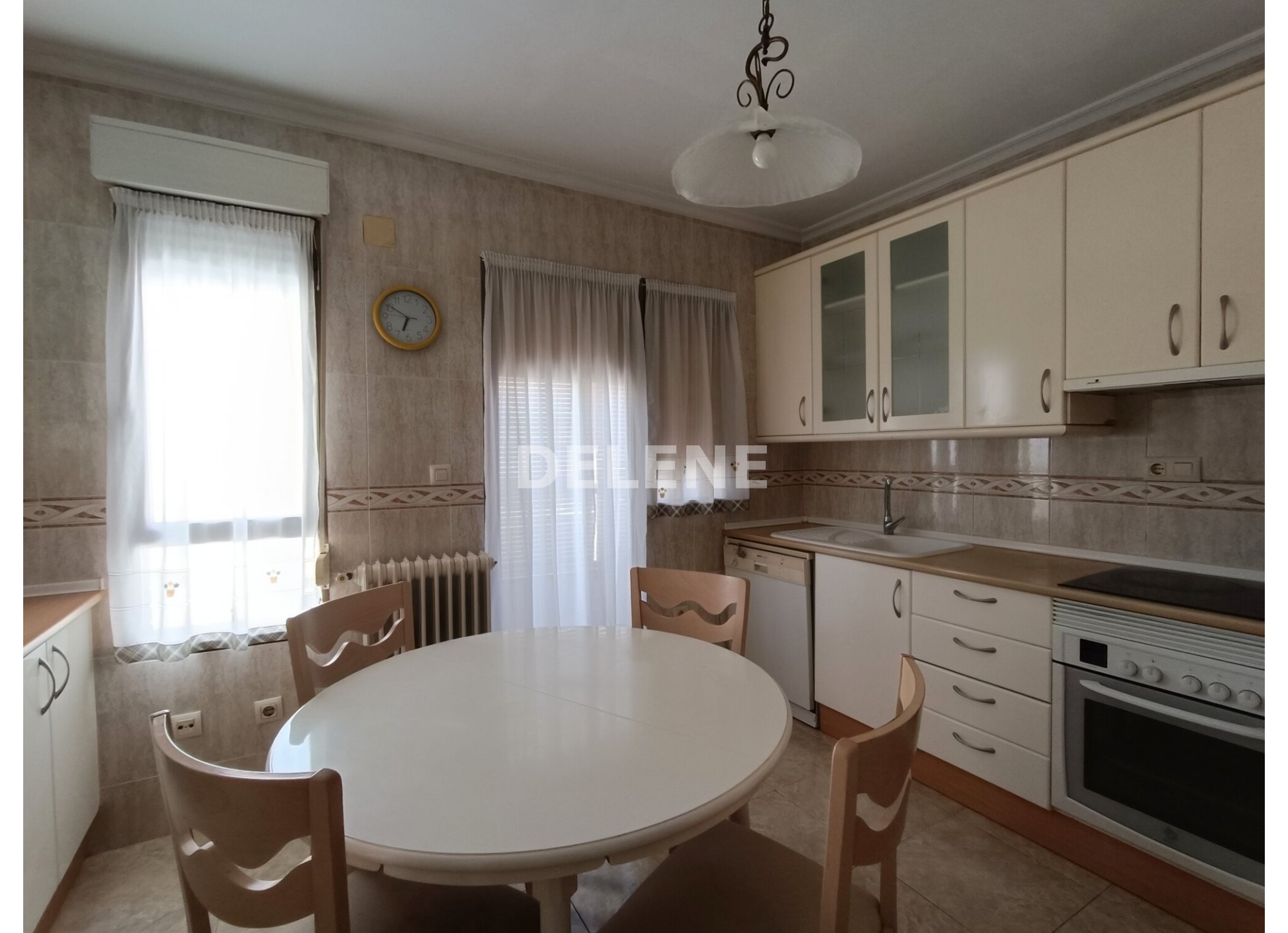 2840 PISO DE 140M2 PLAZA DE TOROS