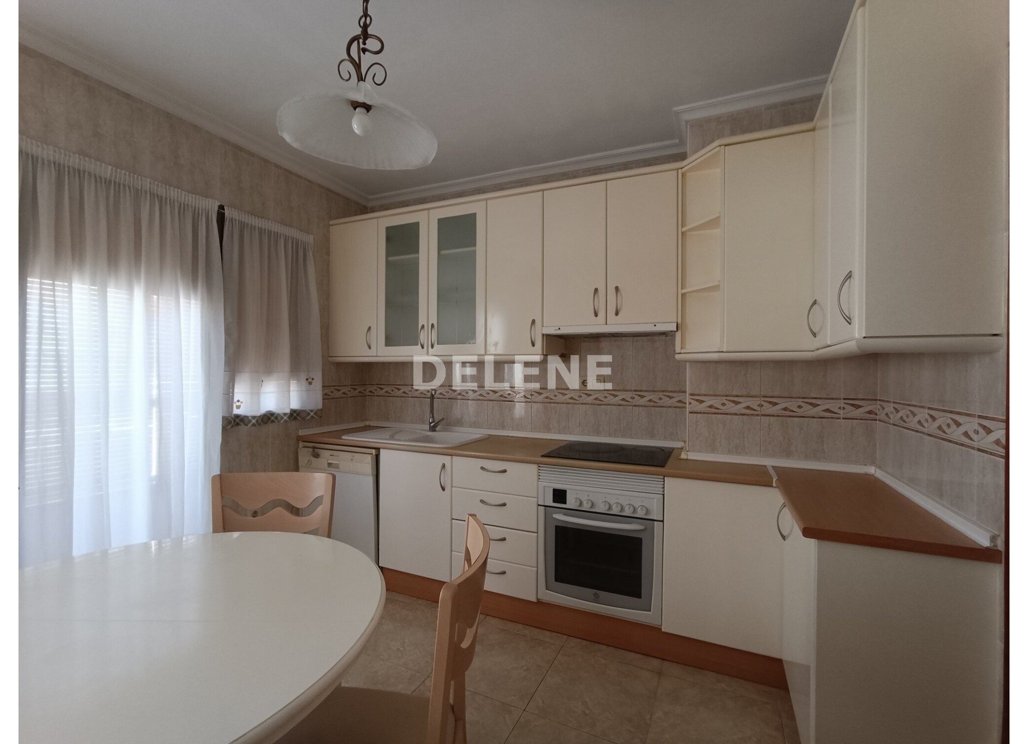 2840 PISO DE 140M2 PLAZA DE TOROS