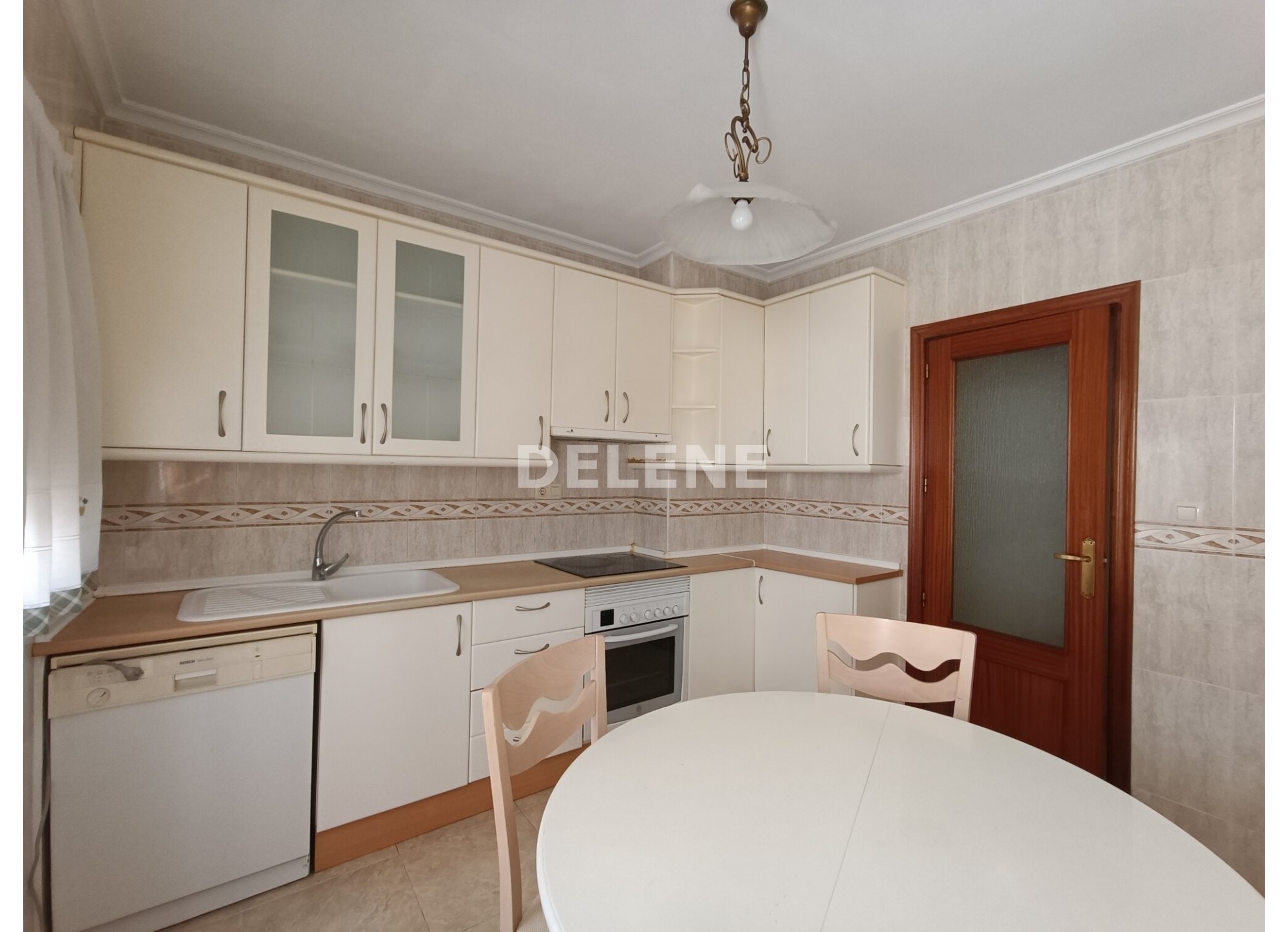 2840 PISO DE 140M2 PLAZA DE TOROS