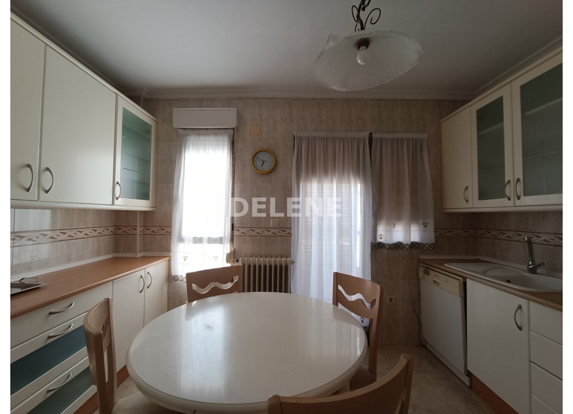 2840 PISO DE 140M2 PLAZA DE TOROS