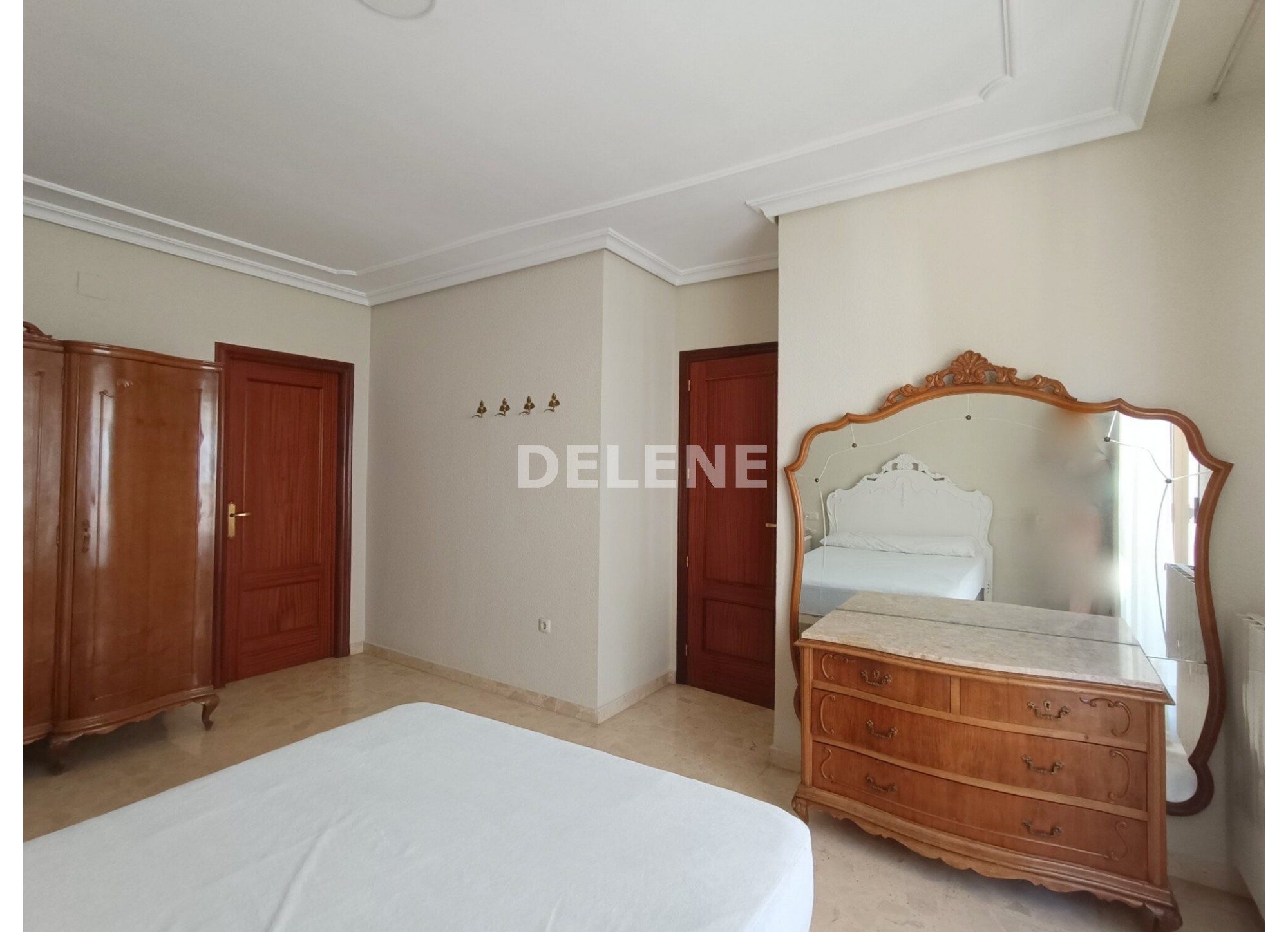 2840 PISO DE 140M2 PLAZA DE TOROS