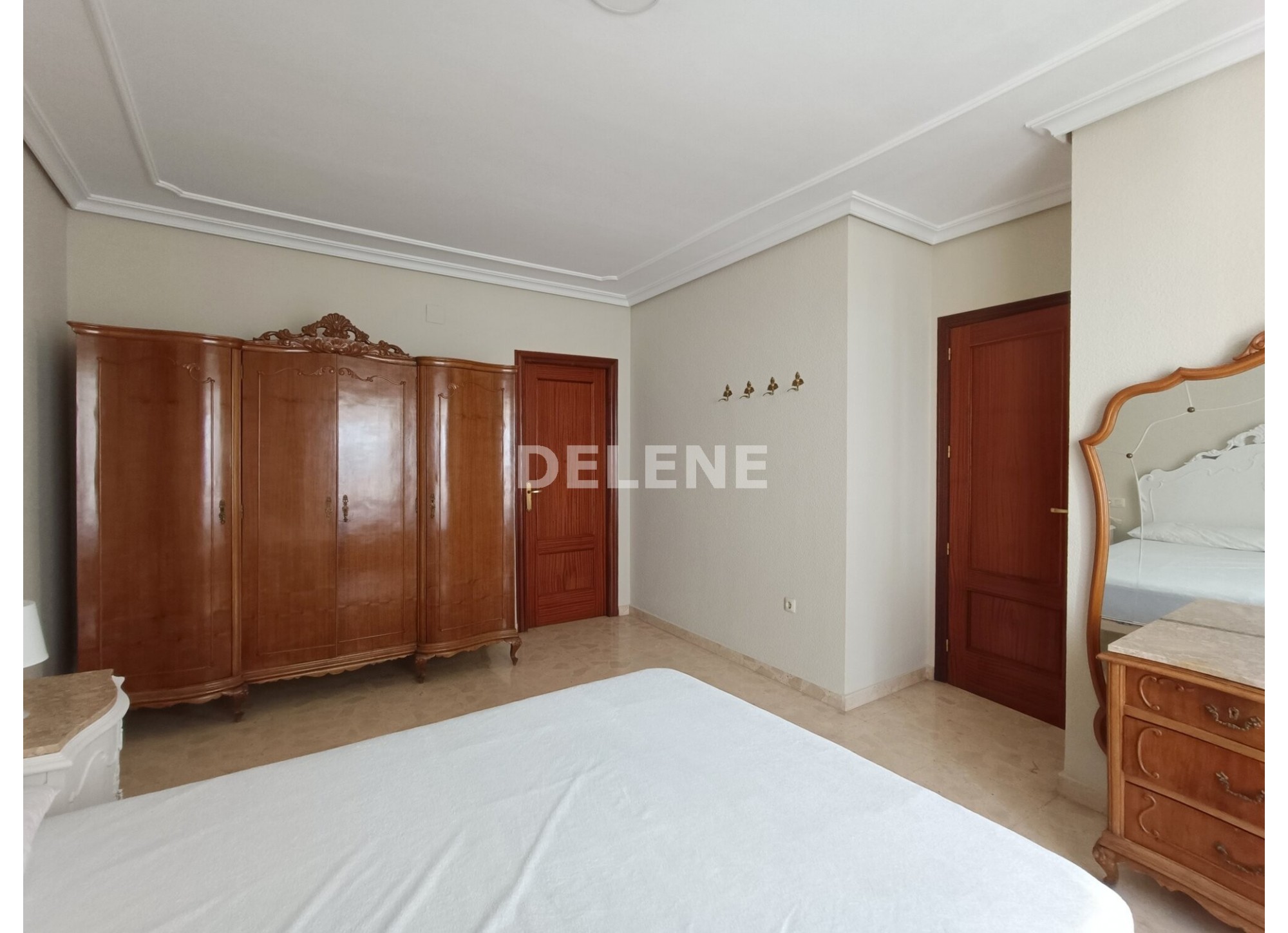 2840 PISO DE 140M2 PLAZA DE TOROS