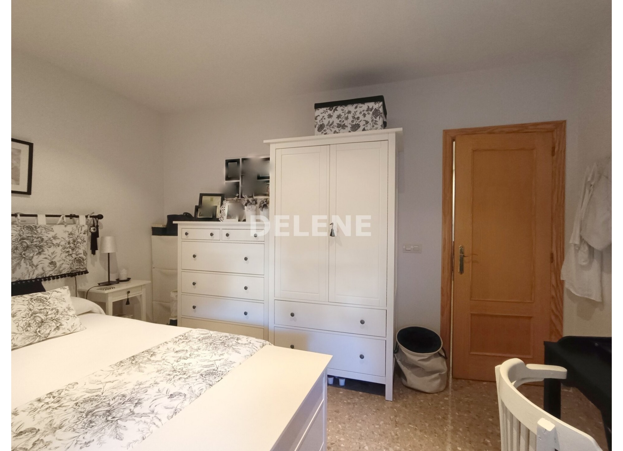 2841 PISO CON DOS PATIOS, GARAJE Y TRASTERO