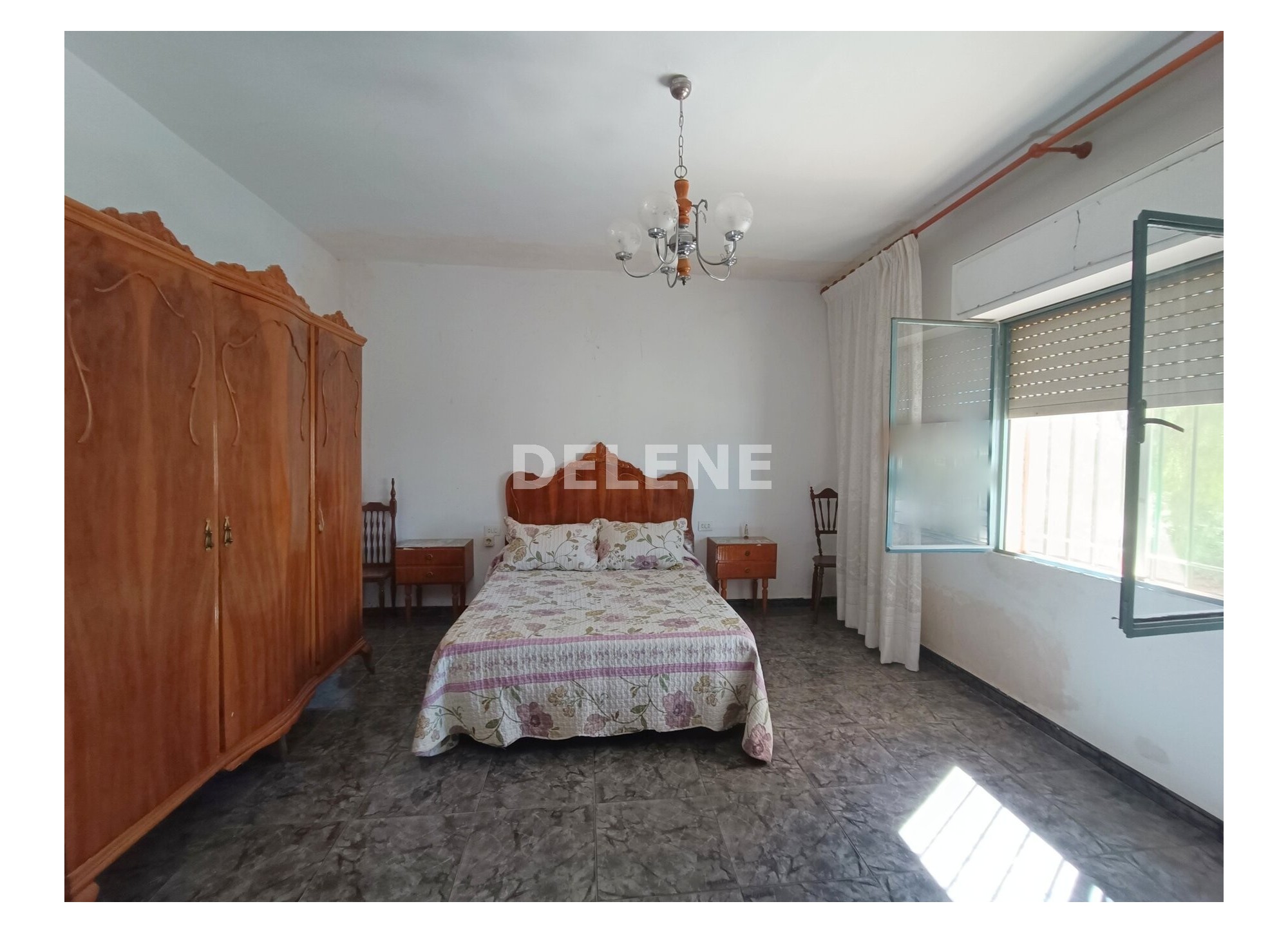 2842 CHALET DE CAMPO CON GARAJE ZONA CLUB DE TENIS