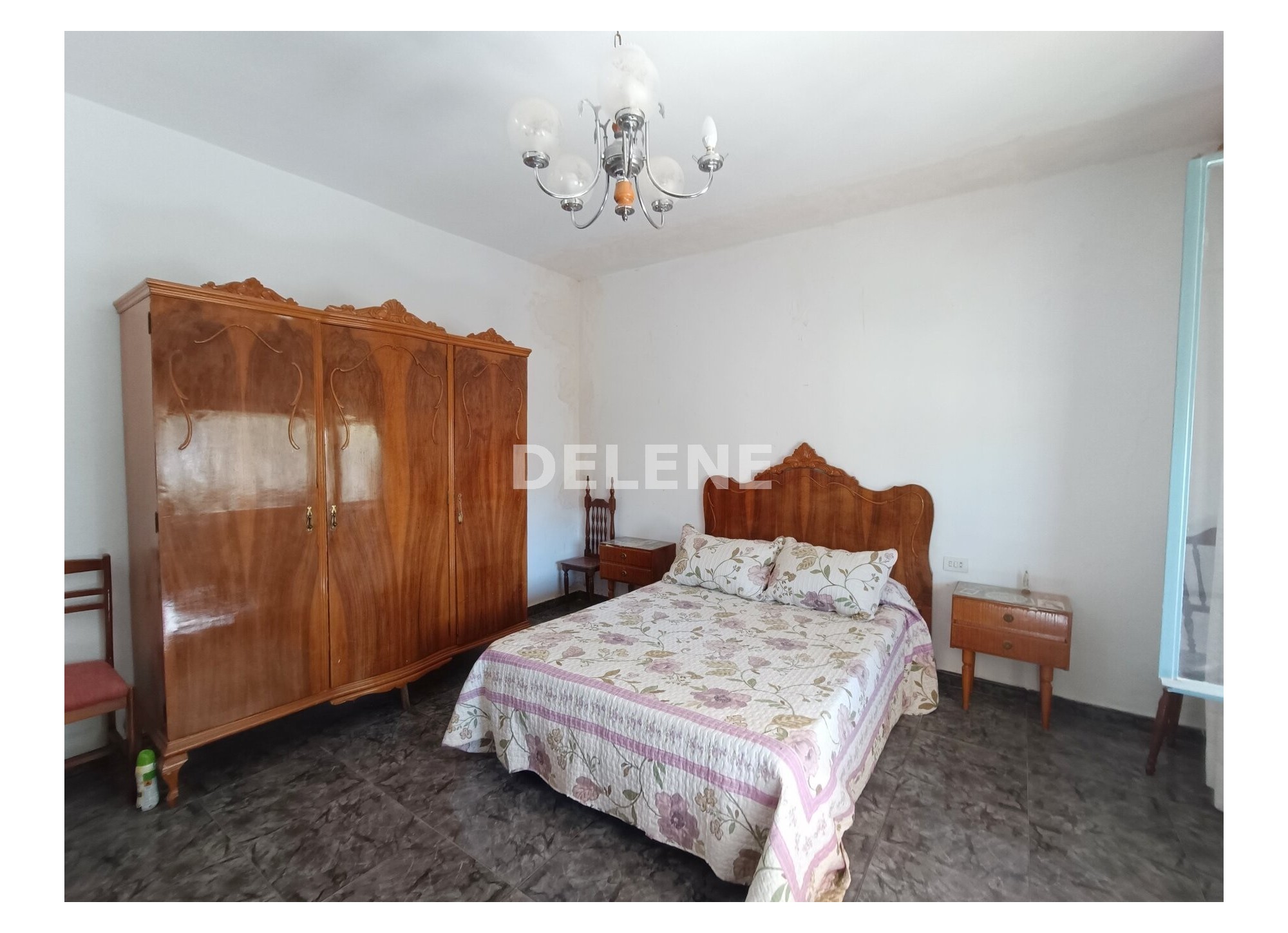 2842 CHALET DE CAMPO CON GARAJE ZONA CLUB DE TENIS