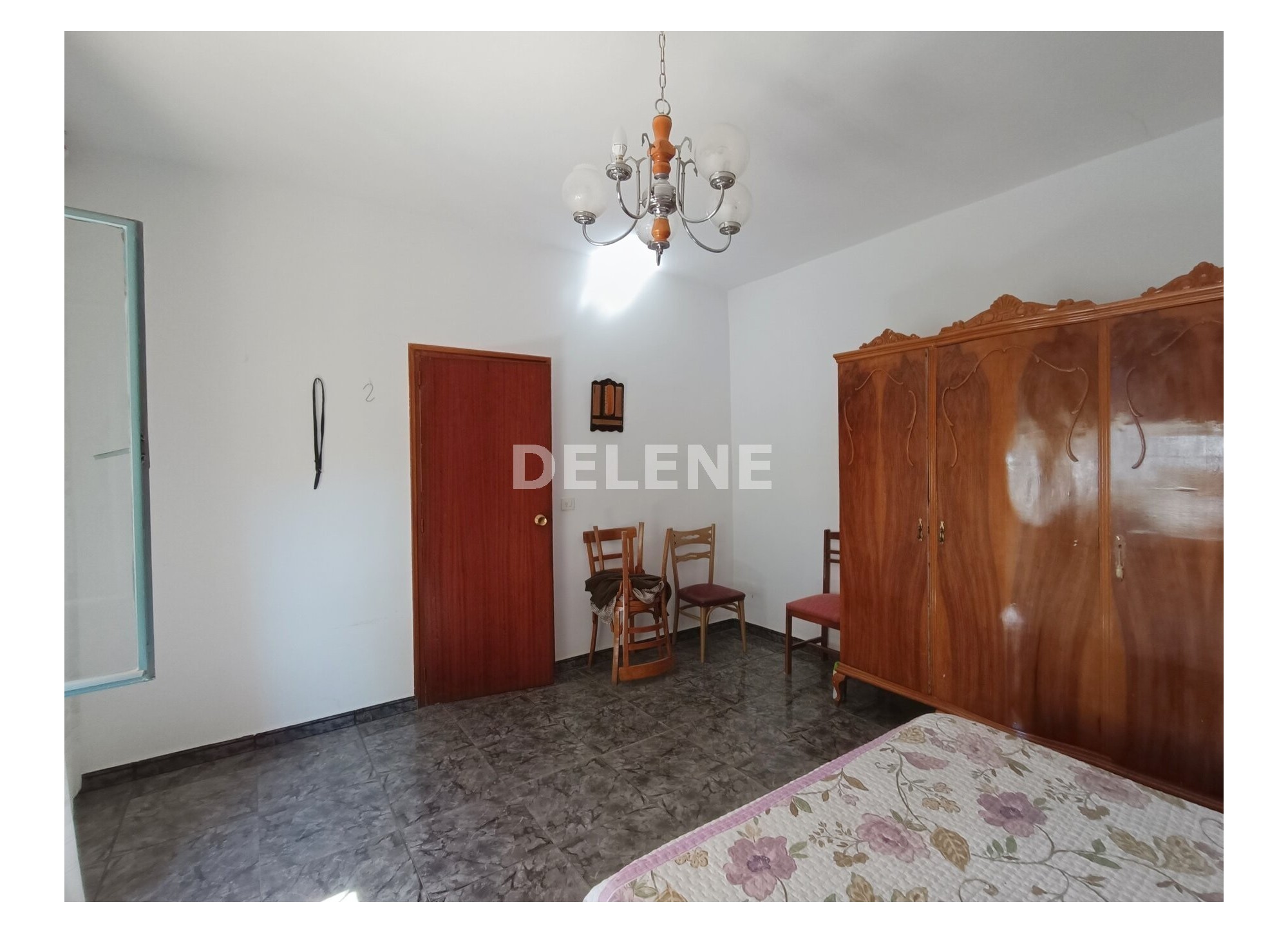 2842 CHALET DE CAMPO CON GARAJE ZONA CLUB DE TENIS