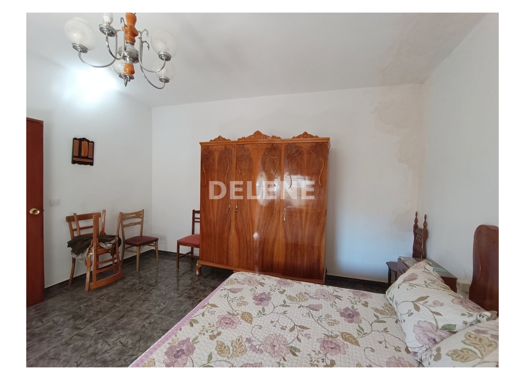 2842 CHALET DE CAMPO CON GARAJE ZONA CLUB DE TENIS