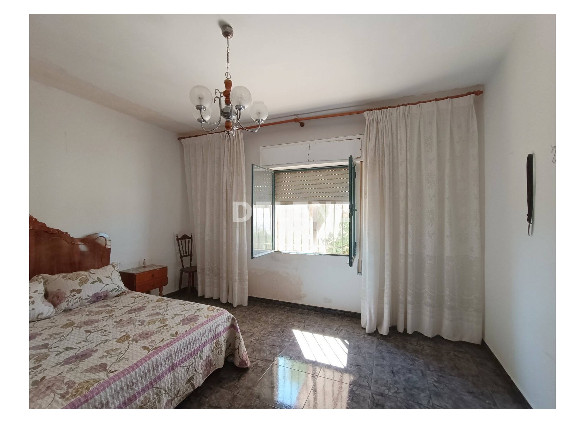 2842 CHALET DE CAMPO CON GARAJE ZONA CLUB DE TENIS