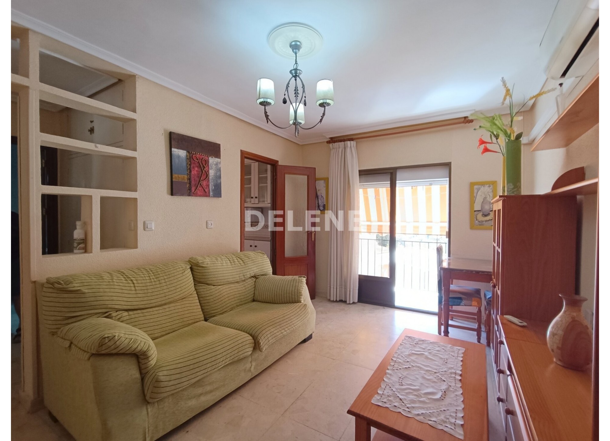 2843 PISO PRÓXIMO A I.E.S. MELCHOR DE MACANAZ