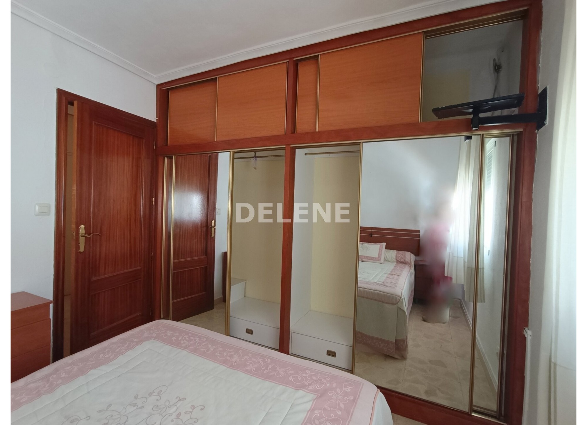 2843 PISO PRÓXIMO A I.E.S. MELCHOR DE MACANAZ
