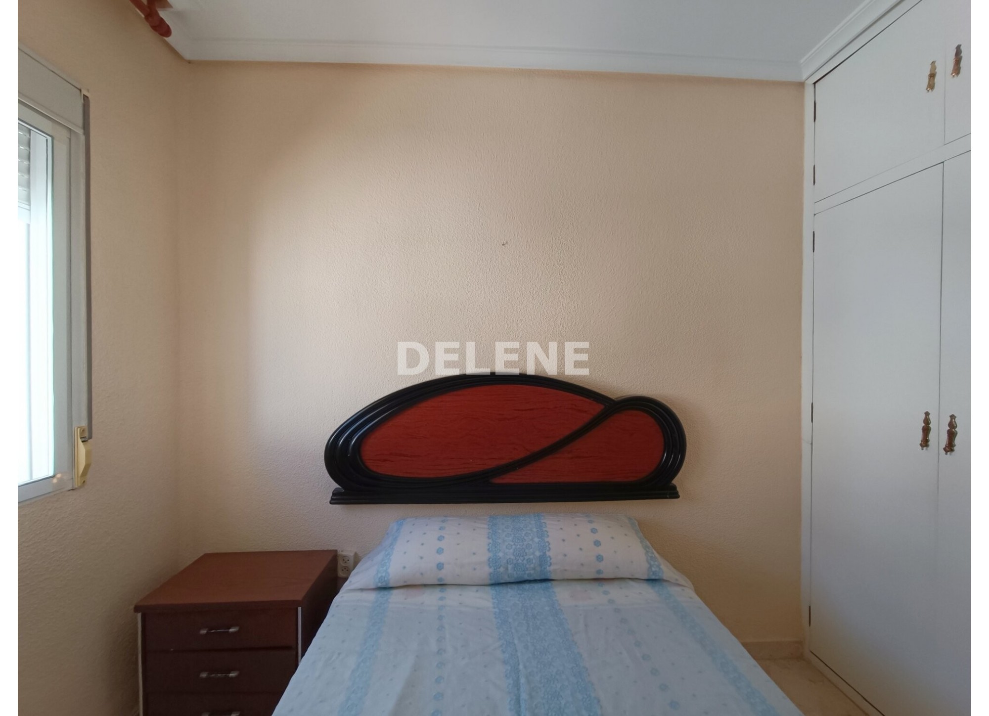2843 PISO PRÓXIMO A I.E.S. MELCHOR DE MACANAZ