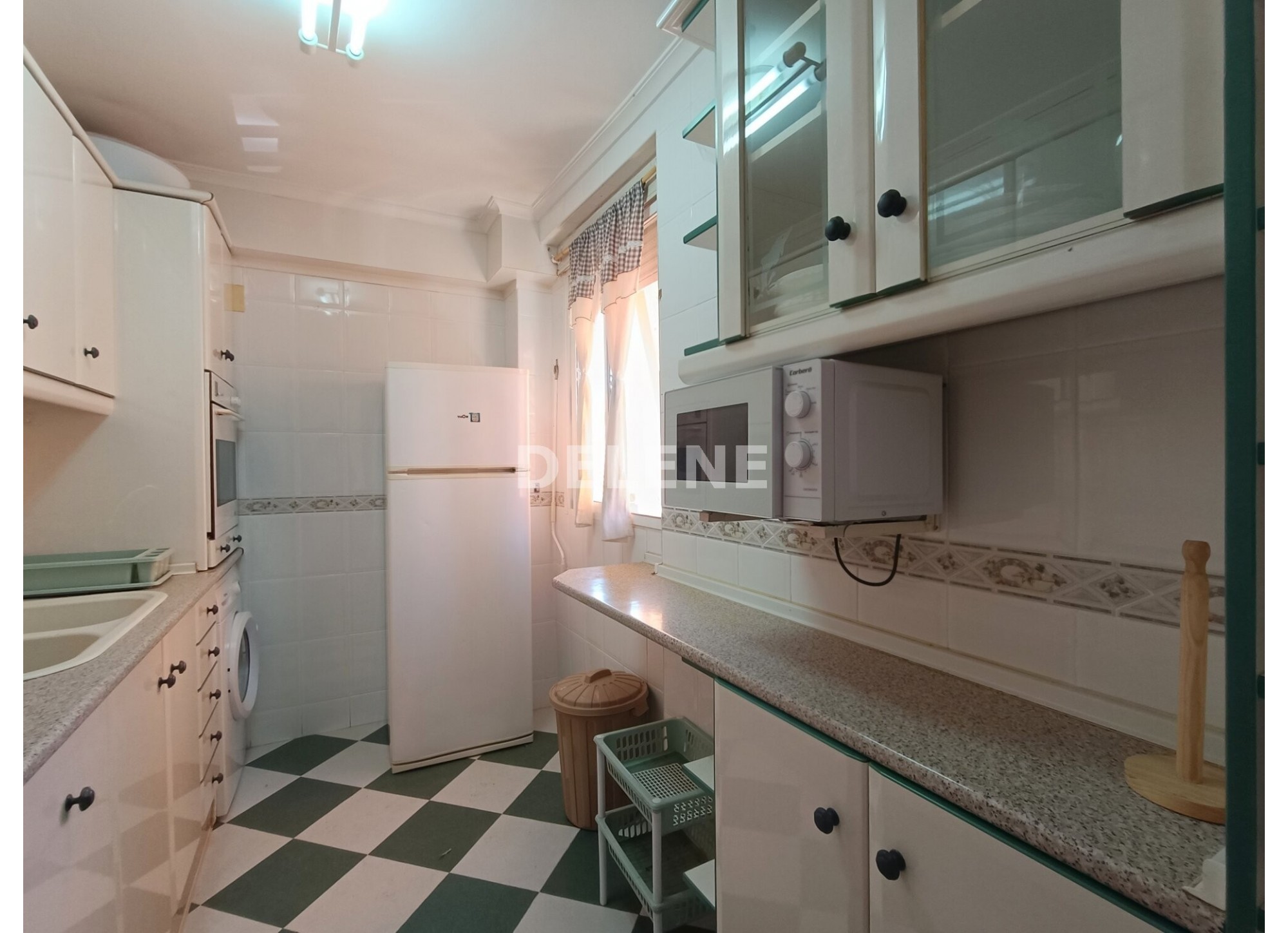 2843 PISO PRÓXIMO A I.E.S. MELCHOR DE MACANAZ