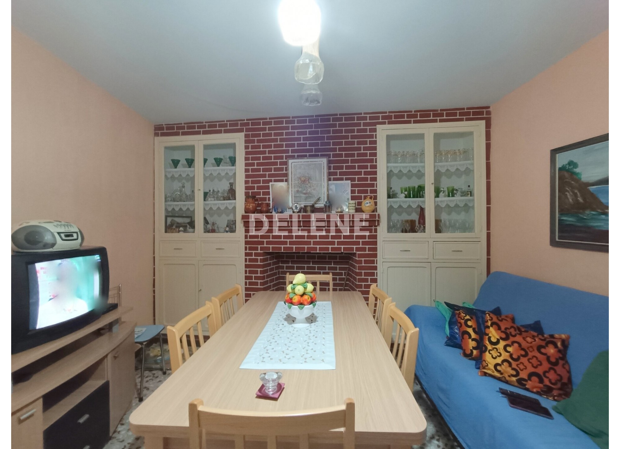 2845 CASA CON PATIO PRÓXIMA A SAN ROQUE