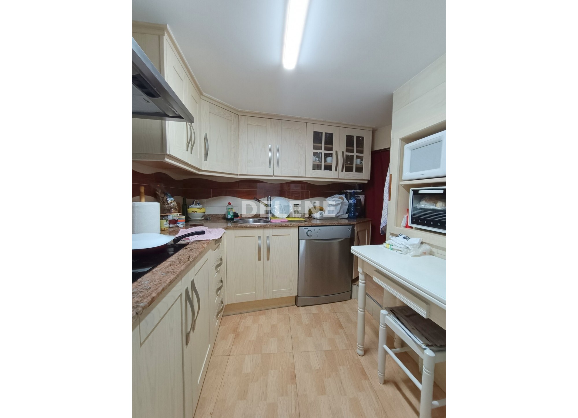 2845 CASA CON PATIO PRÓXIMA A SAN ROQUE