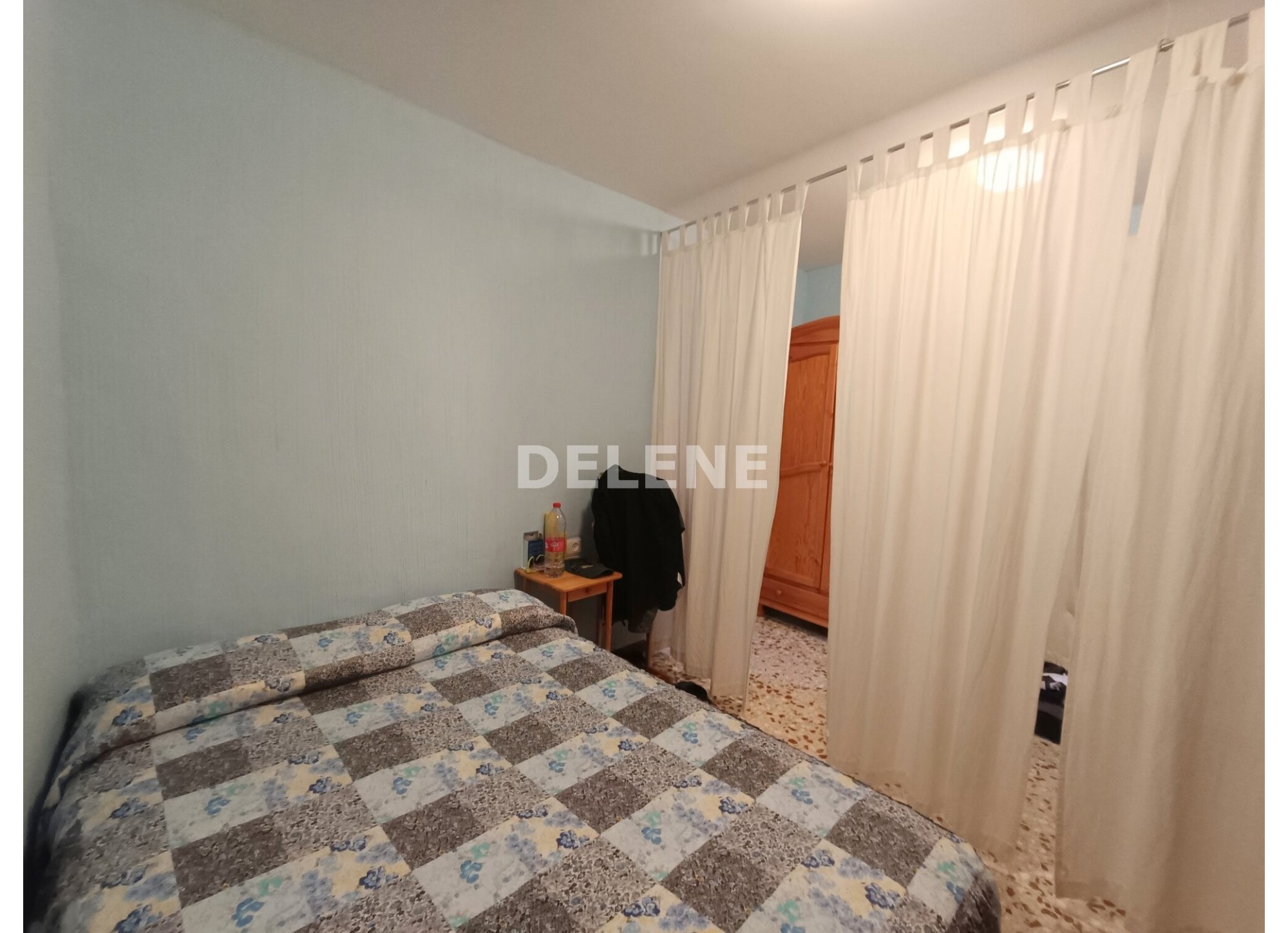 2845 CASA CON PATIO PRÓXIMA A SAN ROQUE