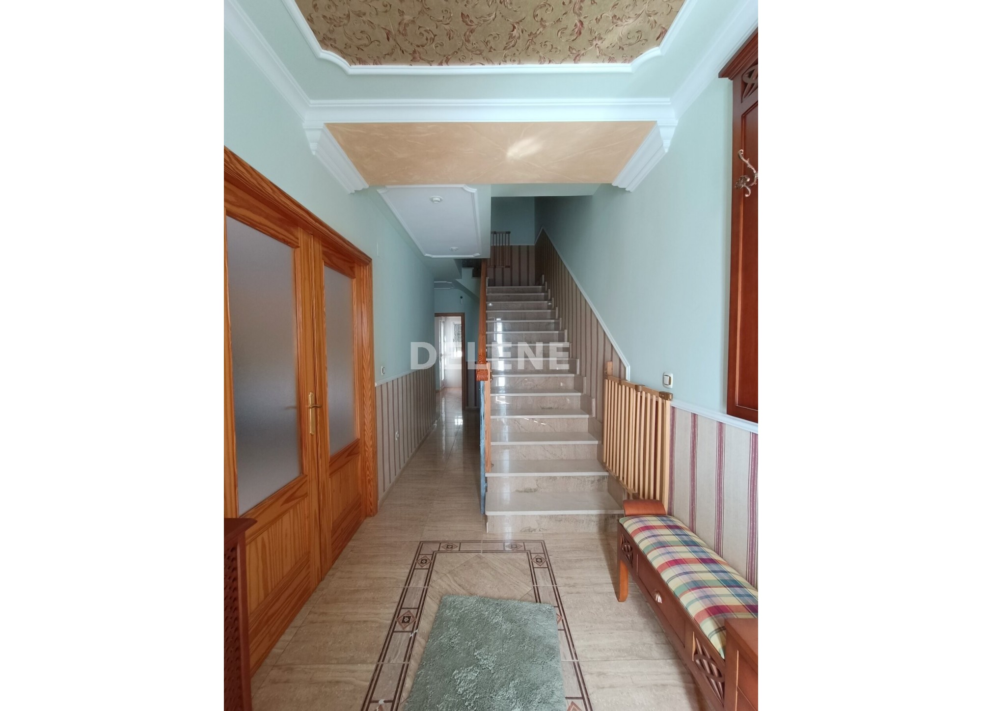 2833 ADOSADO CON PATIO Y GARAJE, AVENIDA DE LA CONSTITUCIÓN