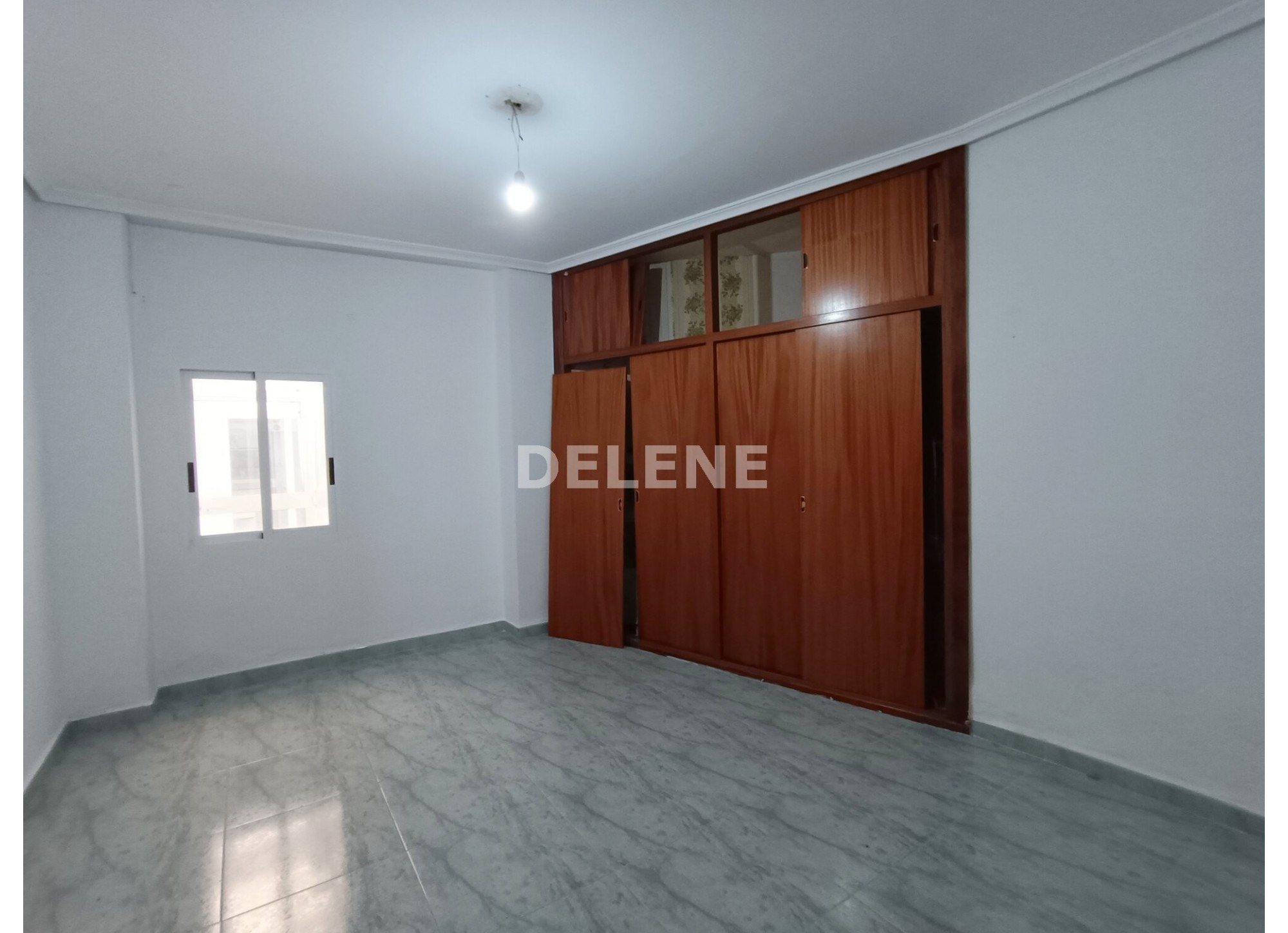 2849 PLANTA BAJA PRÓXIMA A GRAN VÍA