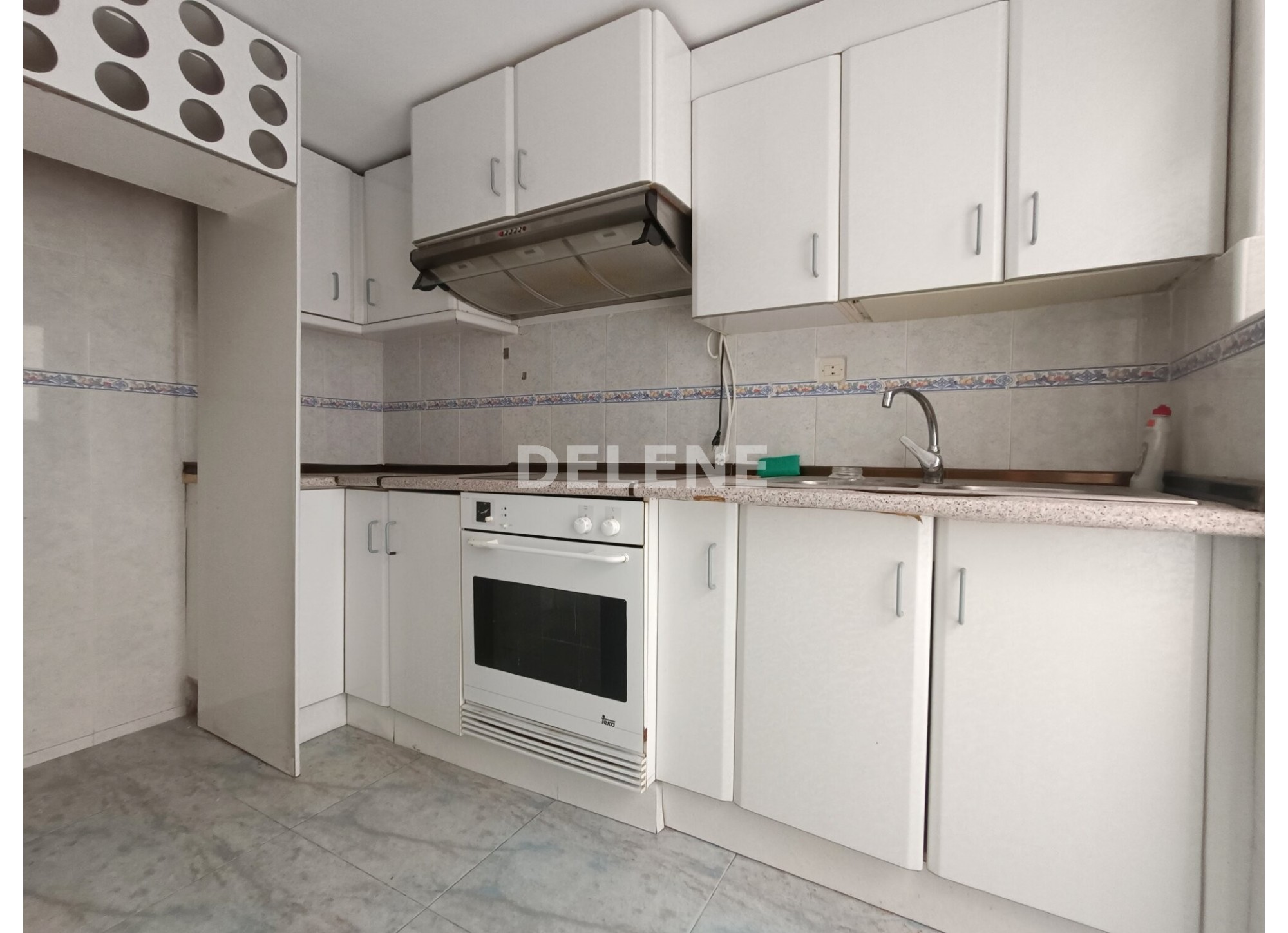 2849 PLANTA BAJA PRÓXIMA A GRAN VÍA