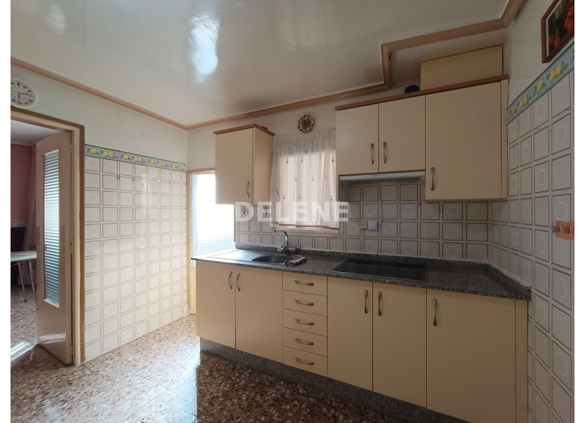 2851 PISO CON LOCAL EN LA PUERTAS DE MADRID