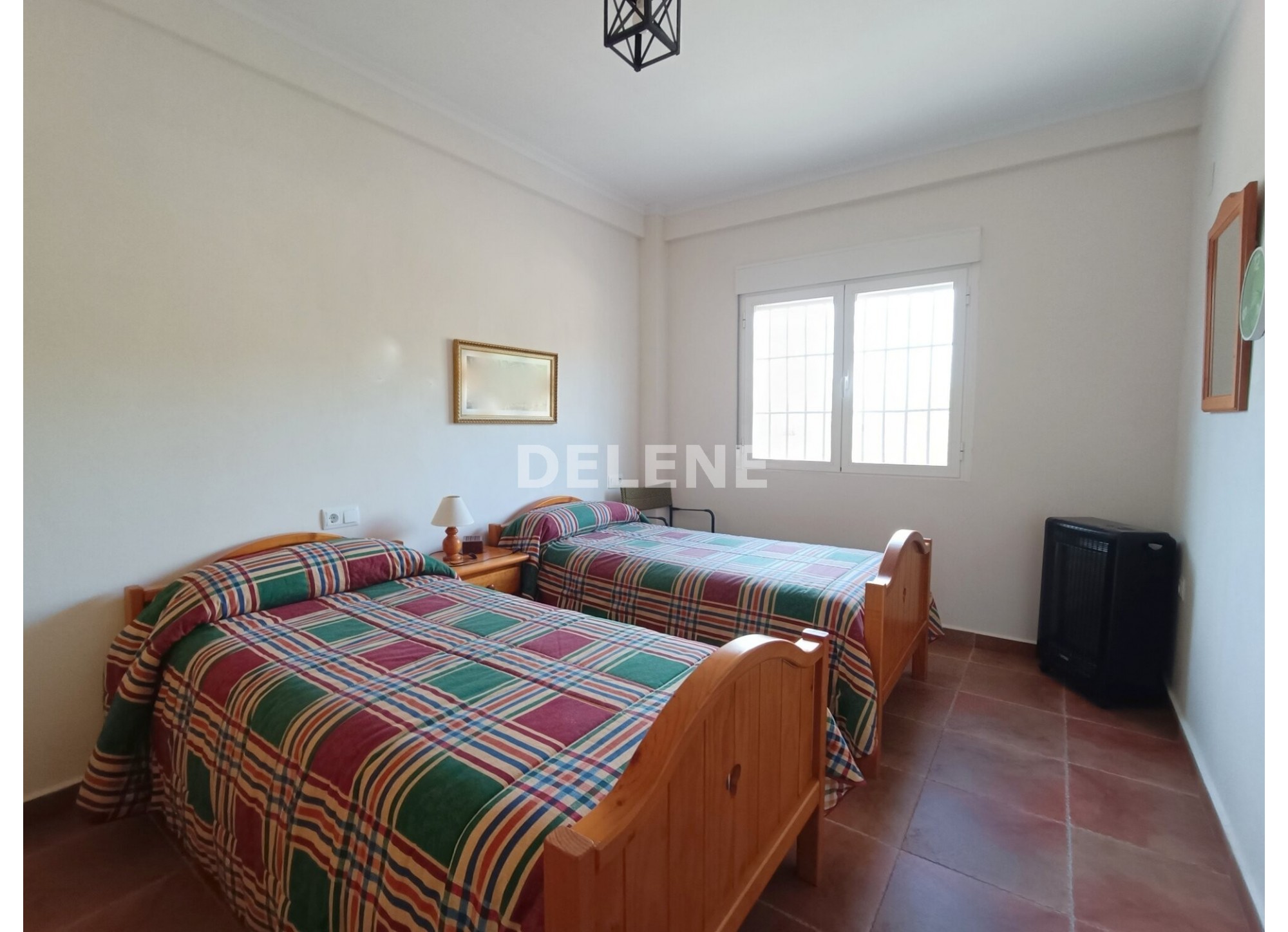 2853 CHALET DE CAMPO CARRETERA DE MINGOGIL