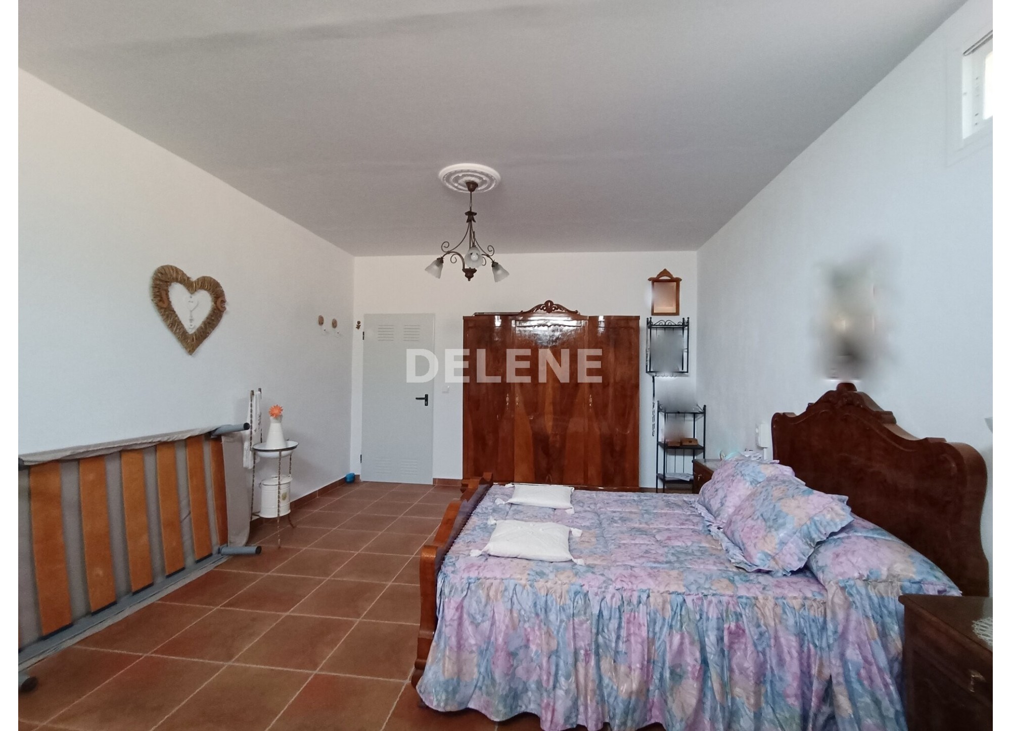 2853 CHALET DE CAMPO CARRETERA DE MINGOGIL