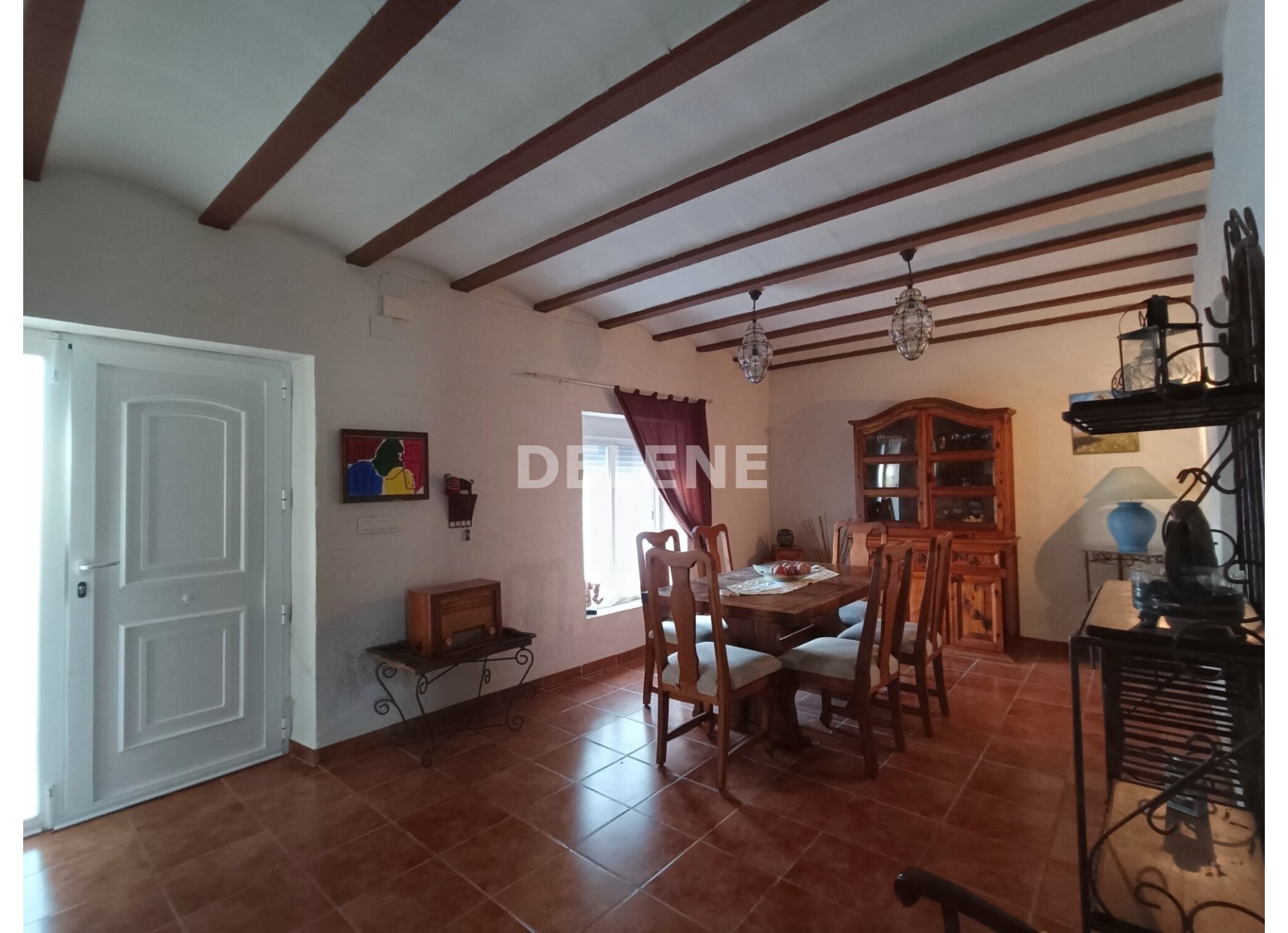 2859 CASA EN BARRIO PARTIDORES, ISSO