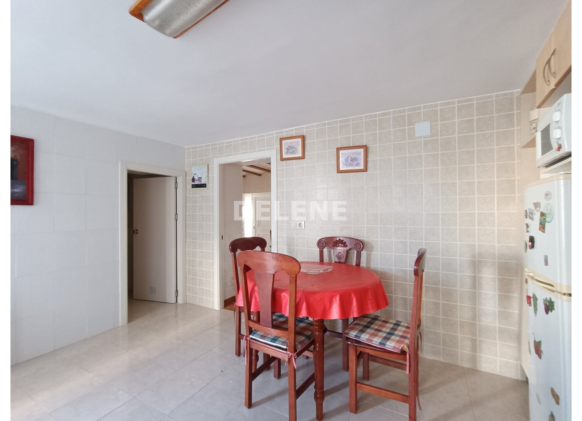 2859 CASA EN BARRIO PARTIDORES, ISSO