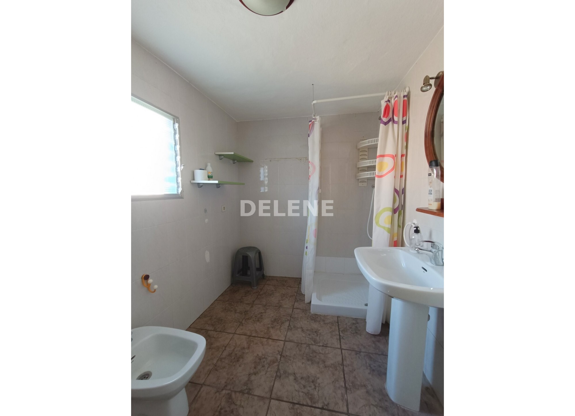 2859 CASA EN BARRIO PARTIDORES, ISSO