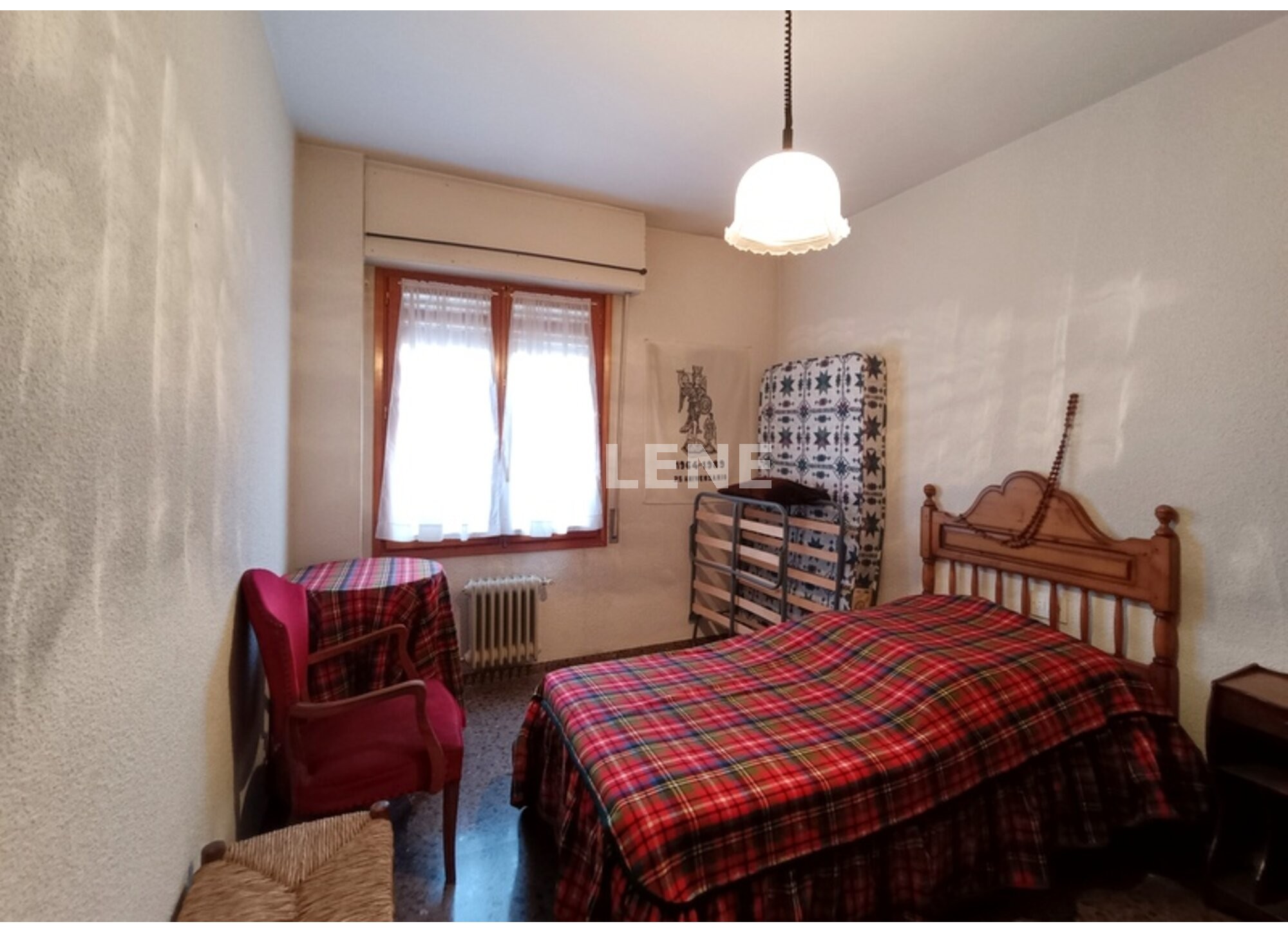 2864 PISO CON GARAJE, ZONA PLAZA DE LA IGLESIA