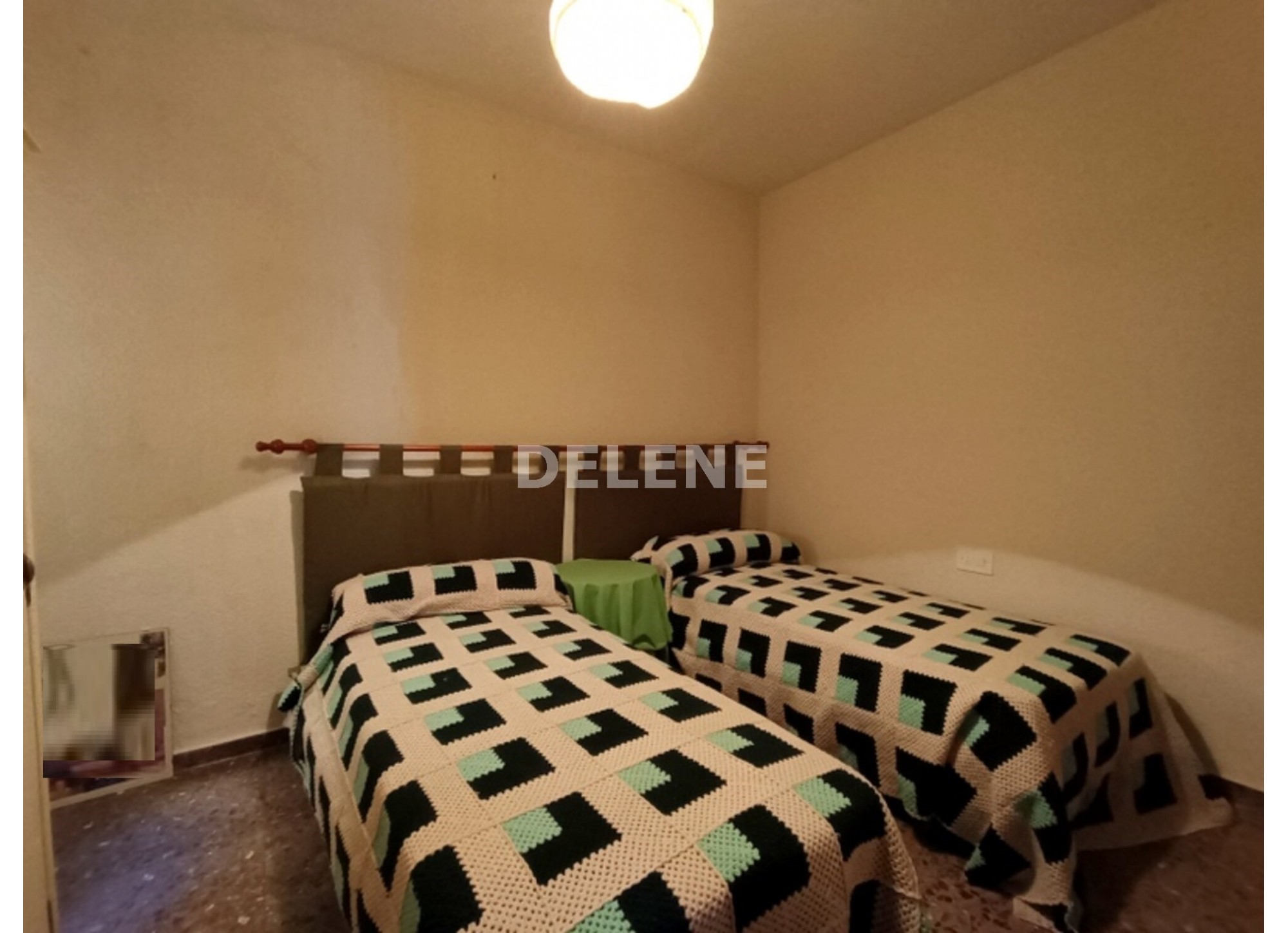 2864 PISO CON GARAJE, ZONA PLAZA DE LA IGLESIA