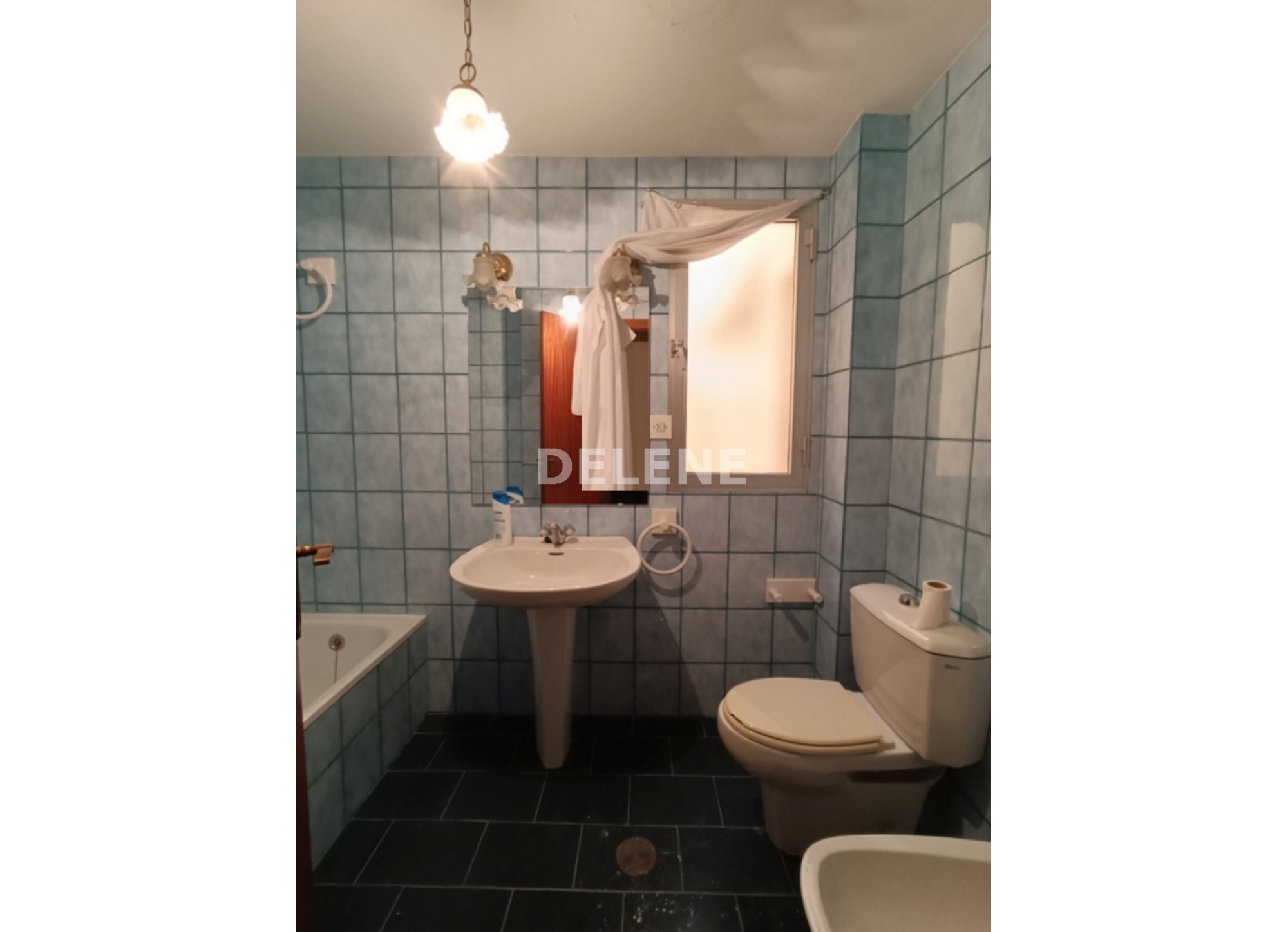 2864 PISO CON GARAJE, ZONA PLAZA DE LA IGLESIA