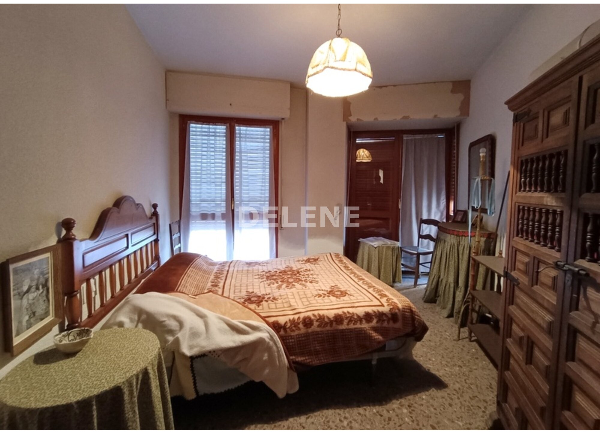 2864 PISO CON GARAJE, ZONA PLAZA DE LA IGLESIA