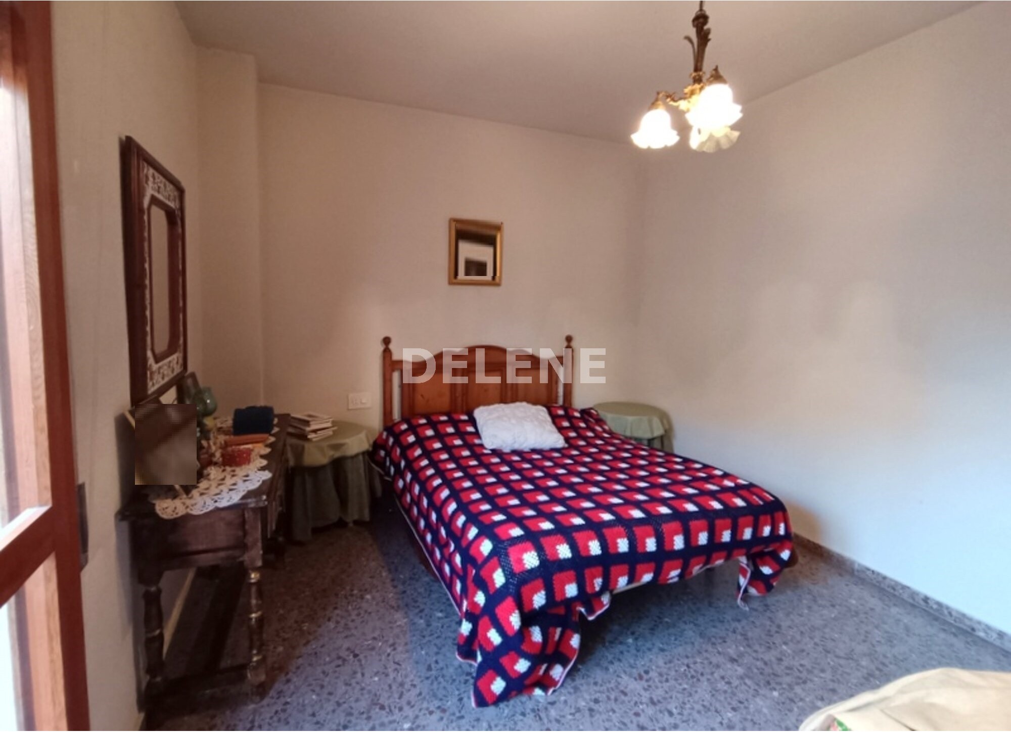 2864 PISO CON GARAJE, ZONA PLAZA DE LA IGLESIA