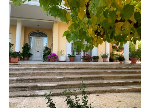 2708 CHALET DE CAMPO CON GARAJE, EN HELLÍN