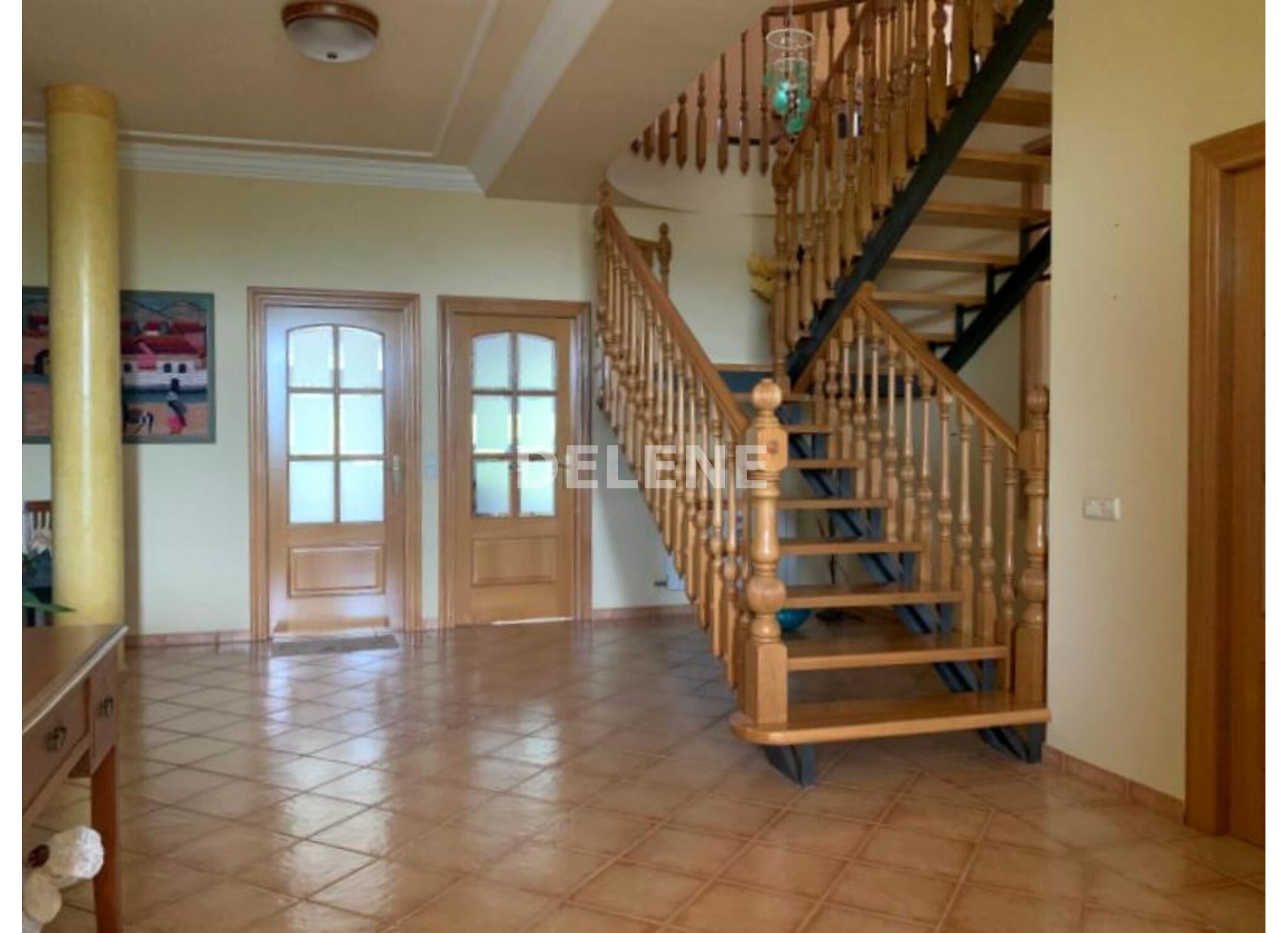 2708 CHALET DE CAMPO CON GARAJE, EN HELLÍN