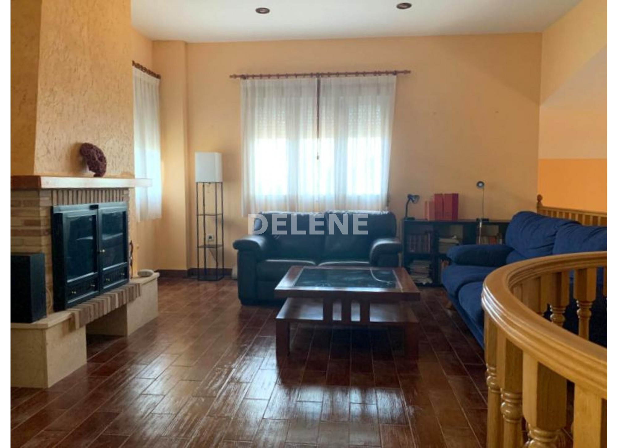 2708 CHALET DE CAMPO CON GARAJE, EN HELLÍN